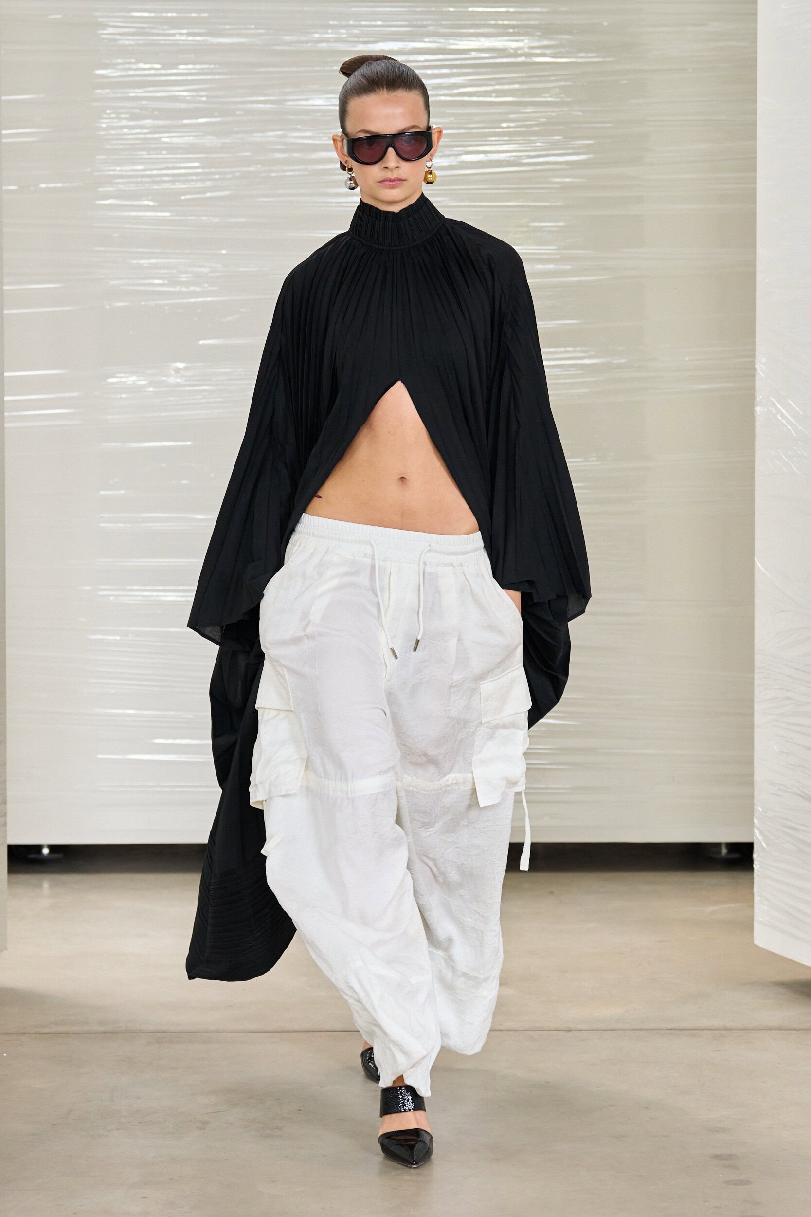 William Fan Spring 2027 Fashion Show 