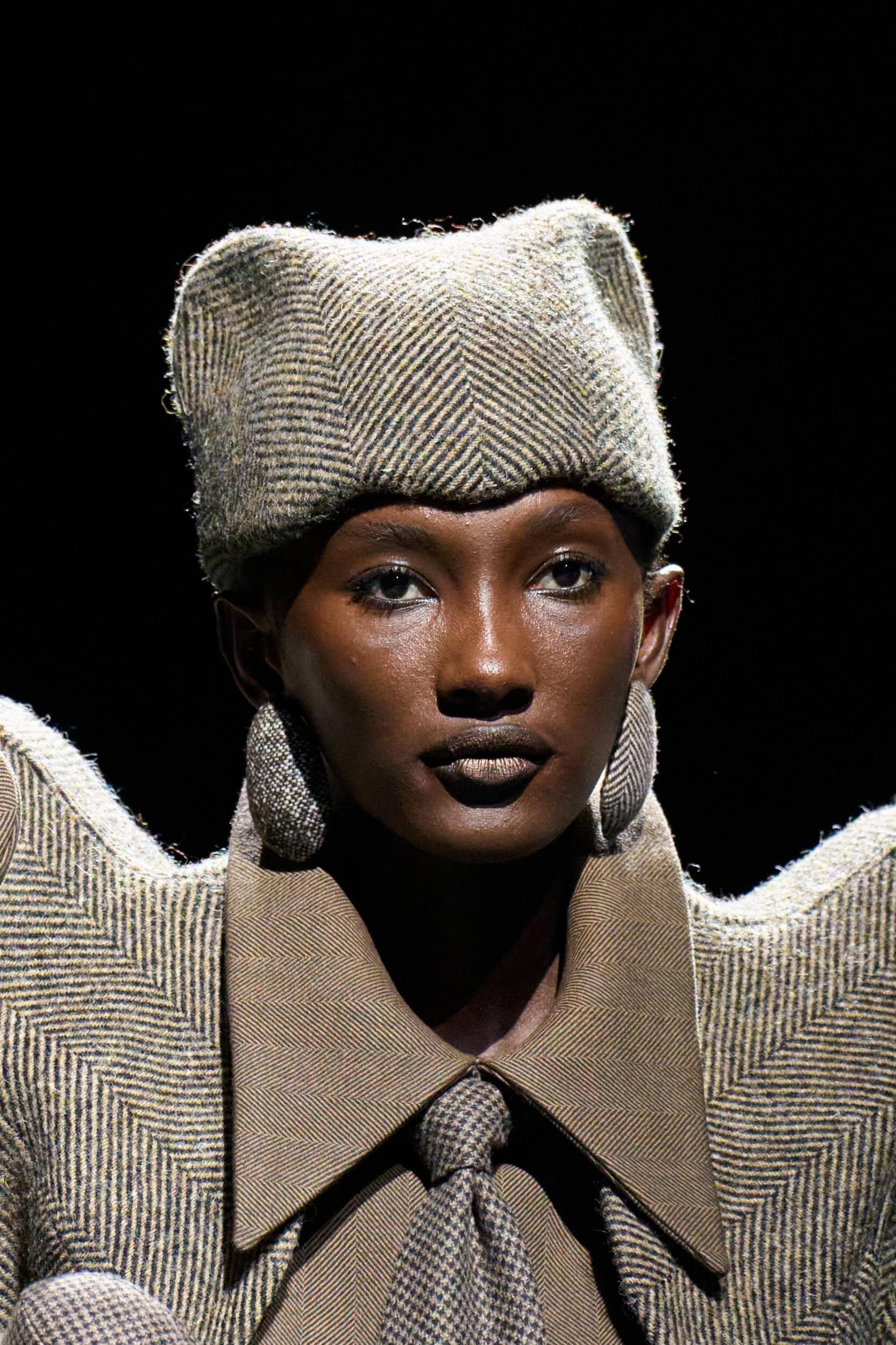 Robert Wun Fall 2026 Couture Fashion Show Details