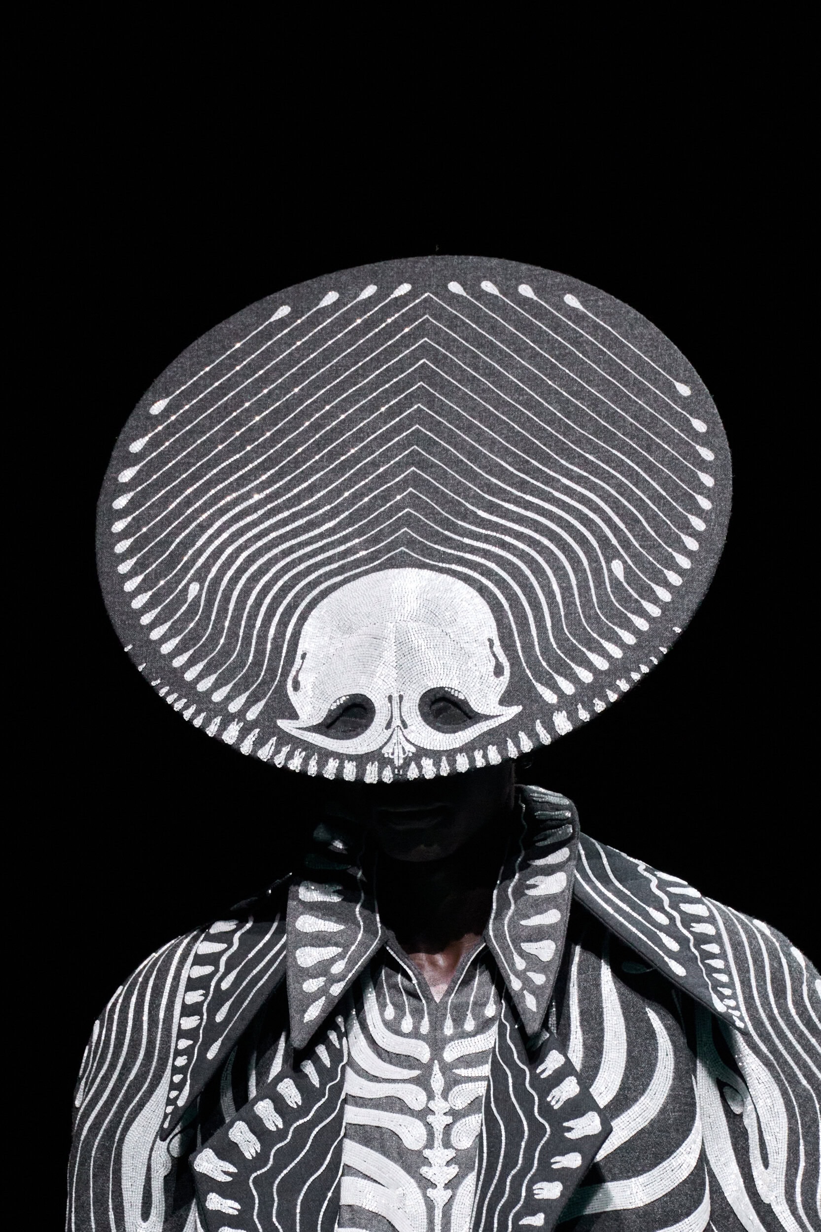 Robert Wun Fall 2026 Couture Fashion Show Details