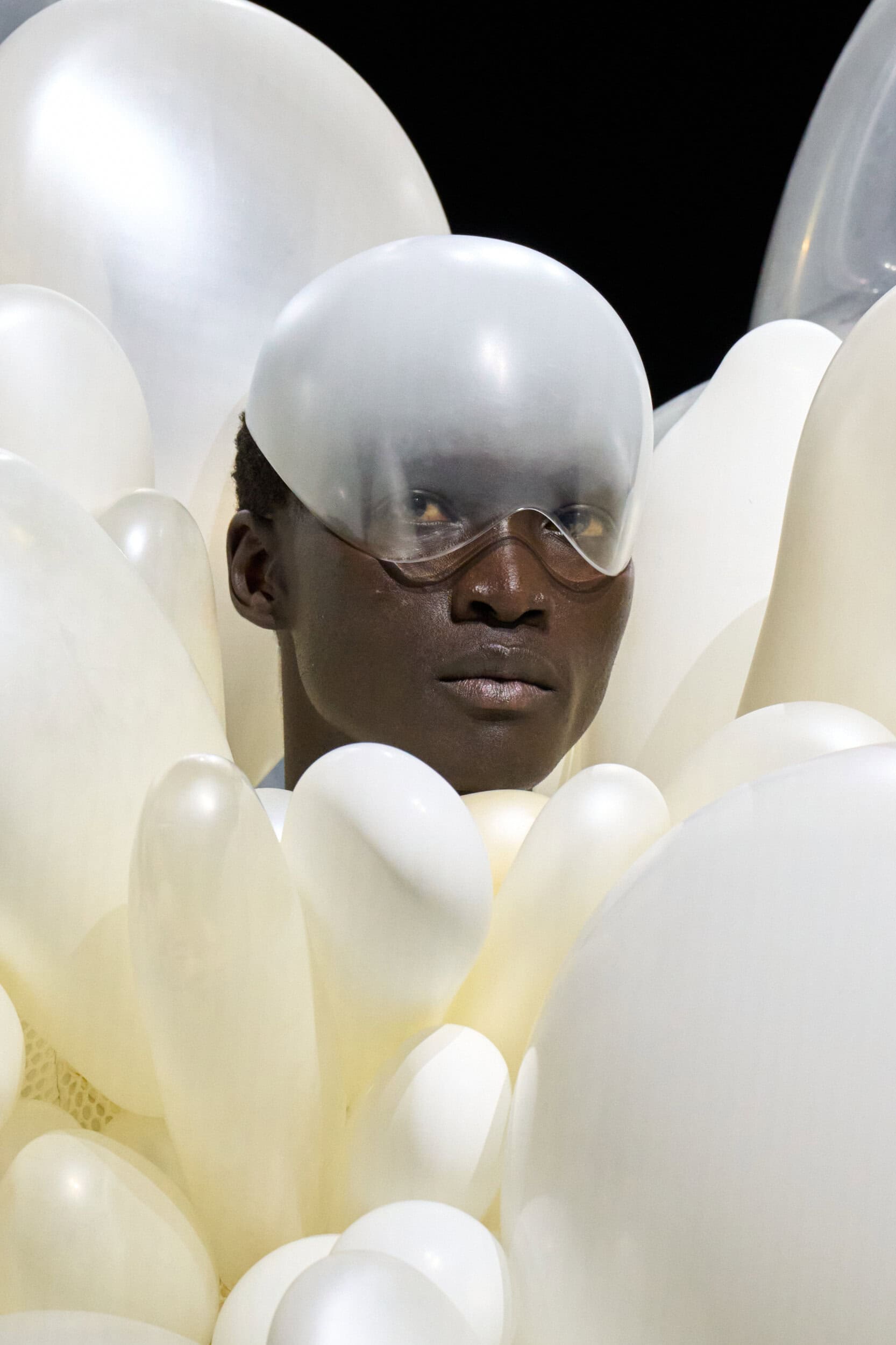 Robert Wun Fall 2026 Couture Fashion Show Details