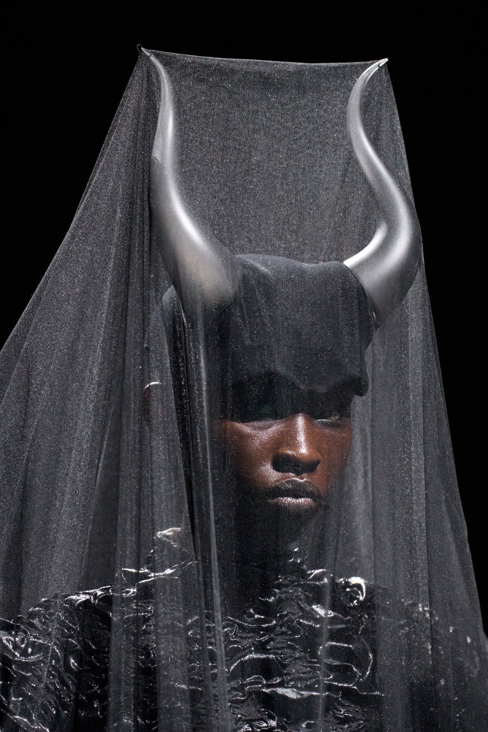 Robert Wun Fall 2026 Couture Fashion Show Details