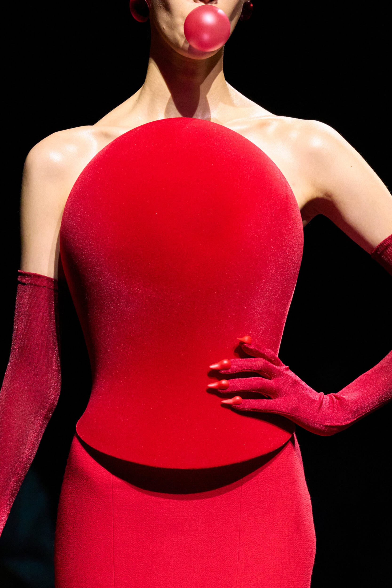 Robert Wun Fall 2026 Couture Fashion Show Details