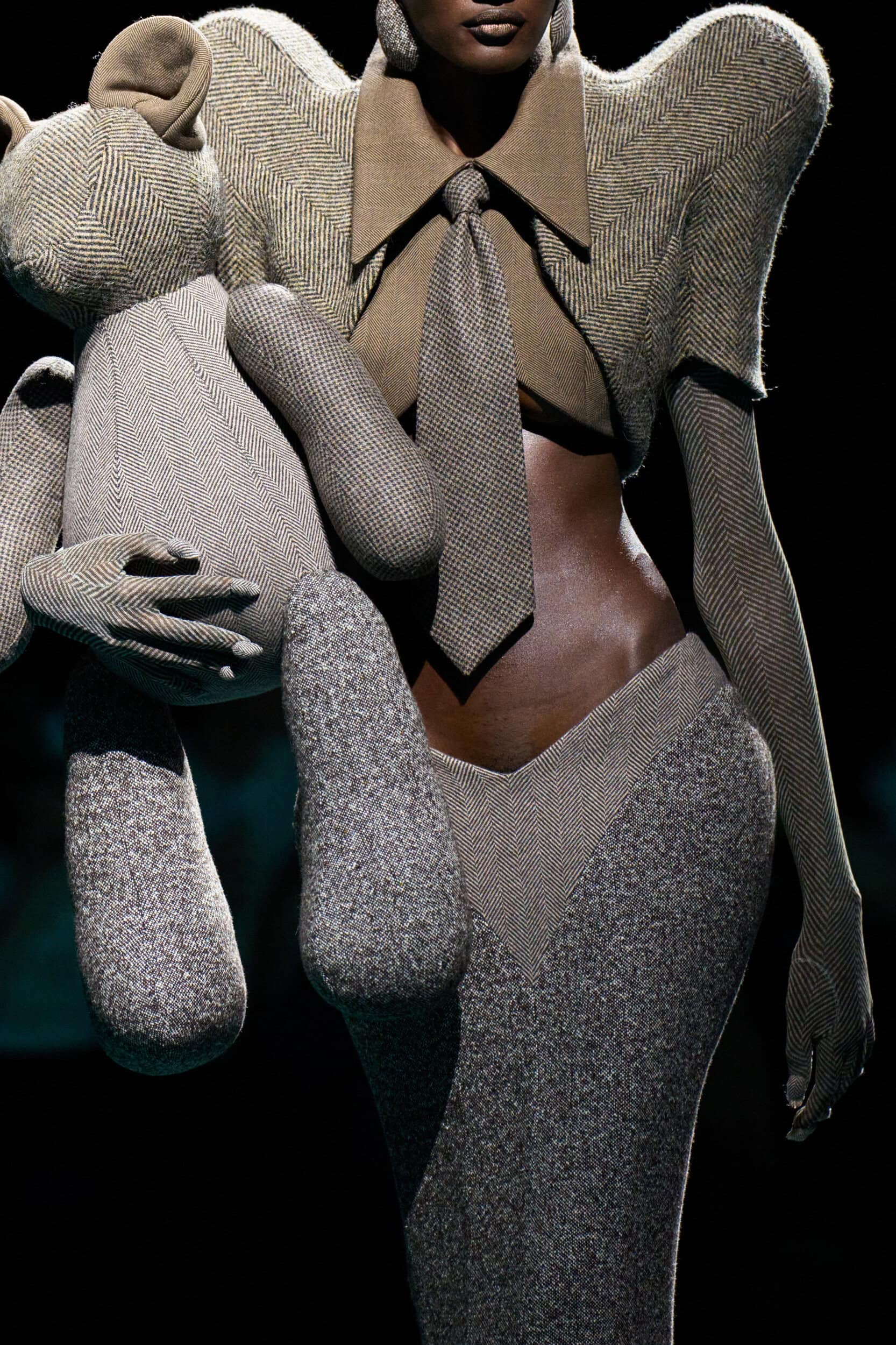 Robert Wun Fall 2026 Couture Fashion Show Details