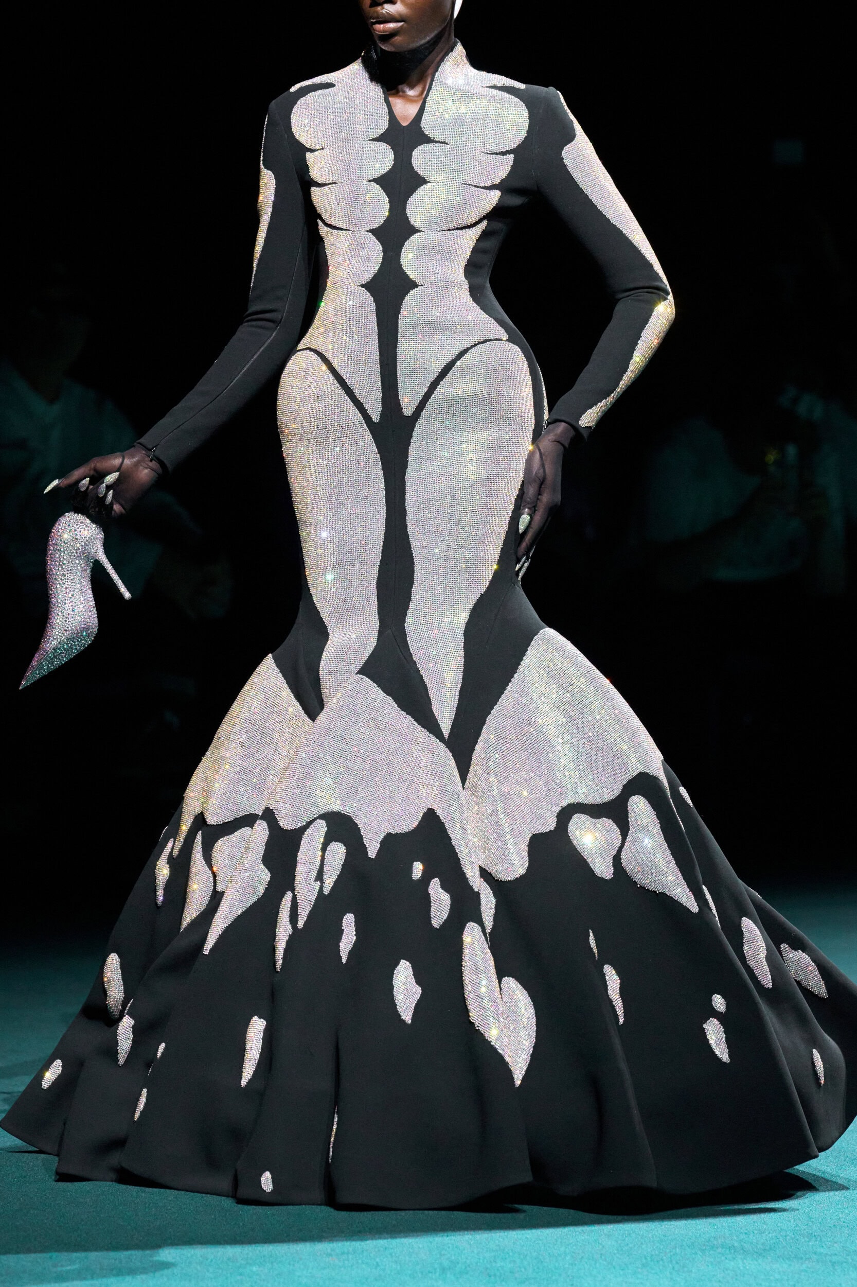 Robert Wun Fall 2026 Couture Fashion Show Details