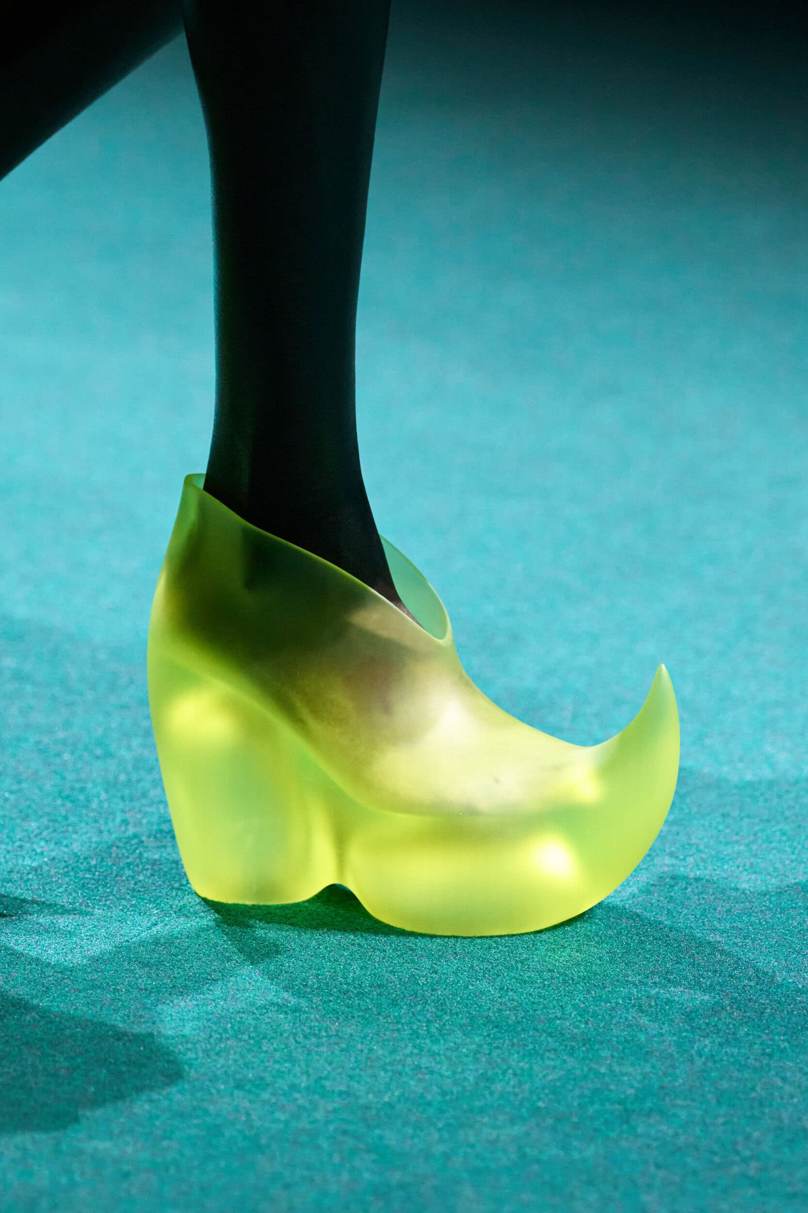 Robert Wun Fall 2026 Couture Fashion Show Details