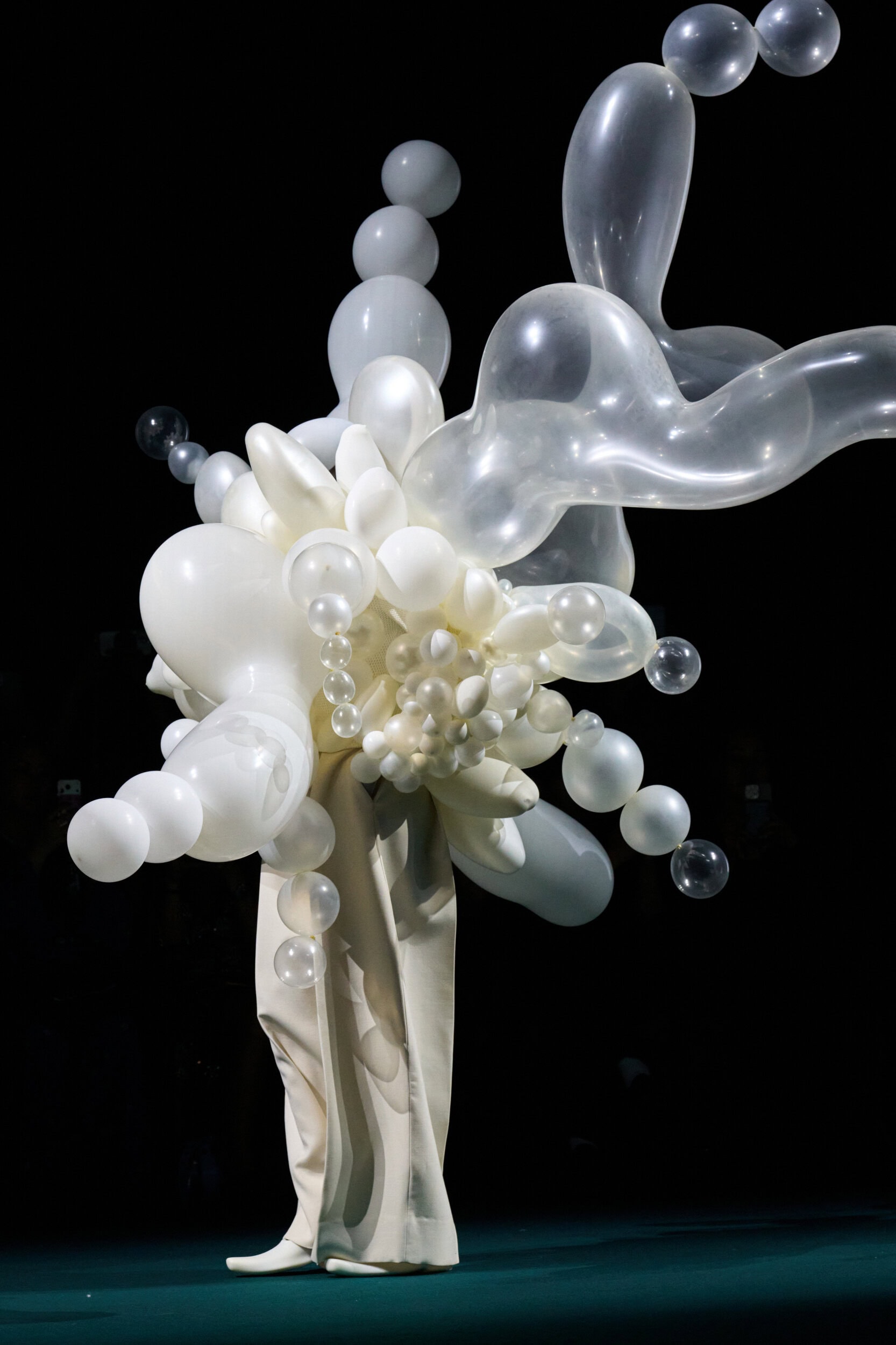 Robert Wun Fall 2026 Couture Fashion Show Details