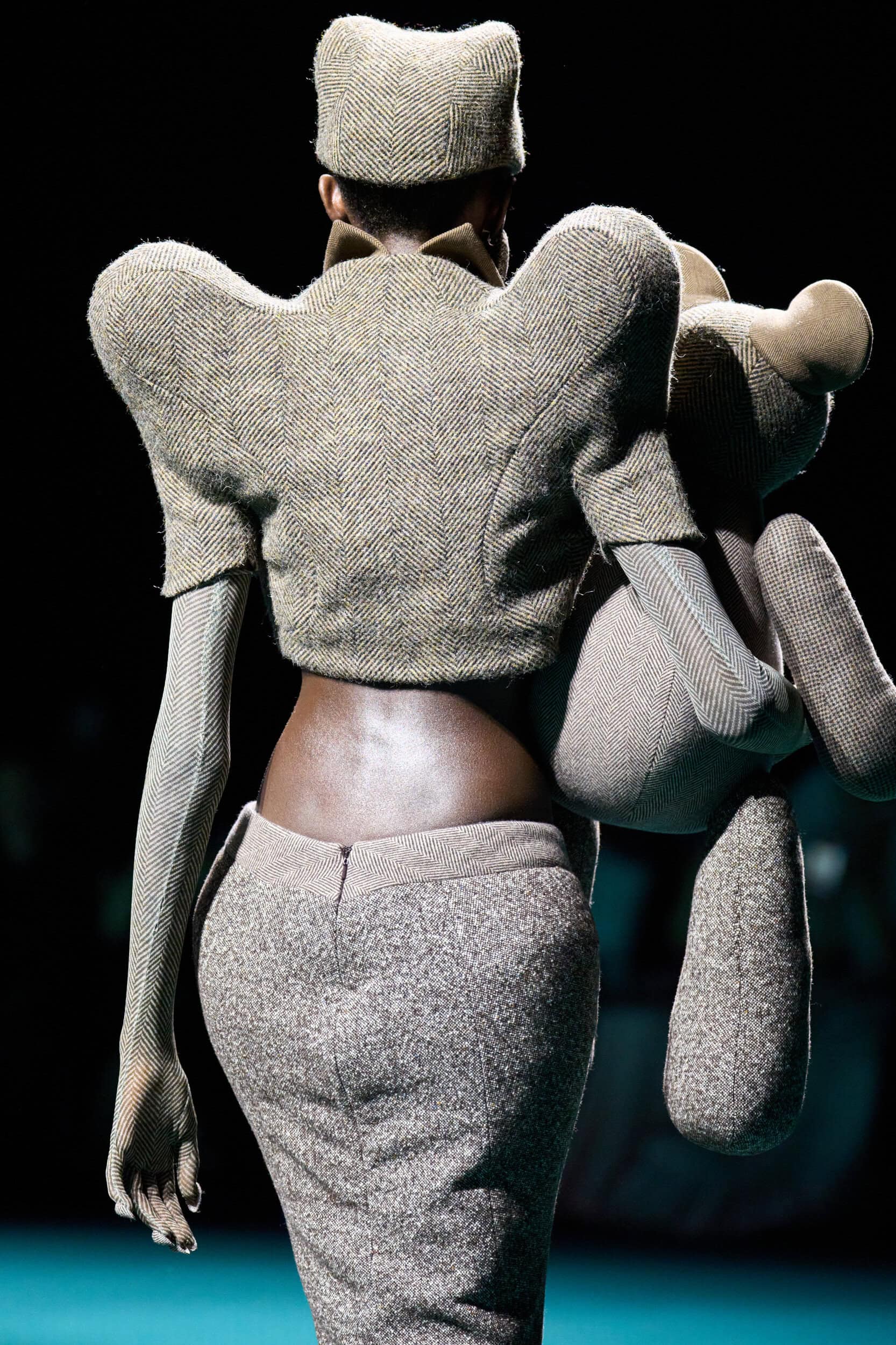 Robert Wun Fall 2026 Couture Fashion Show Details