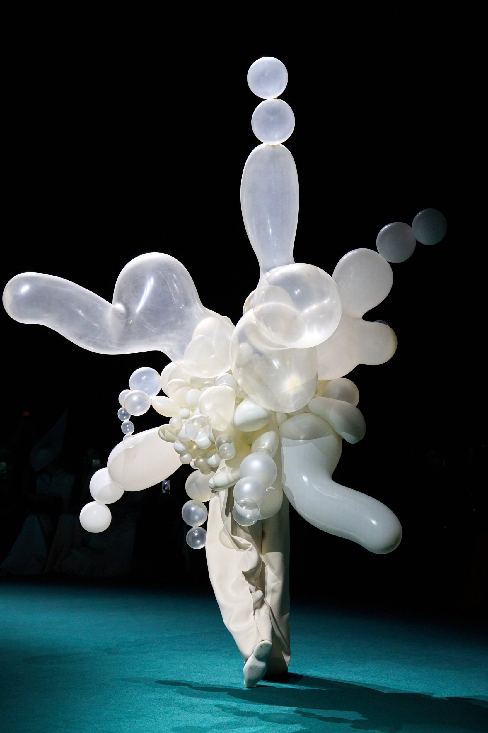 Robert Wun Fall 2026 Couture Fashion Show Details