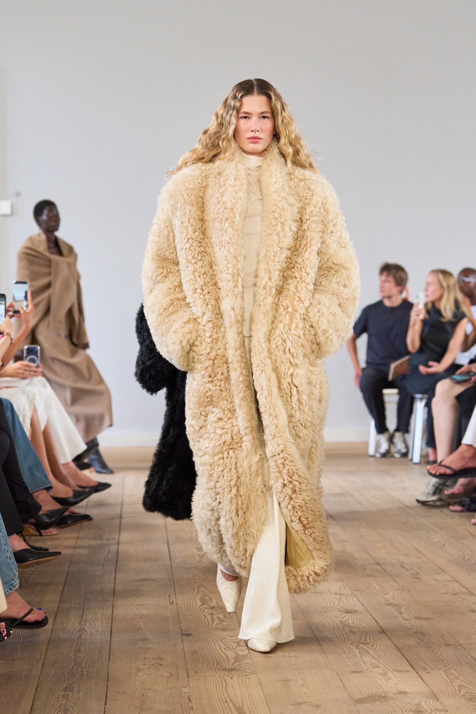 Almada Label Spring 2027 Fashion Show 