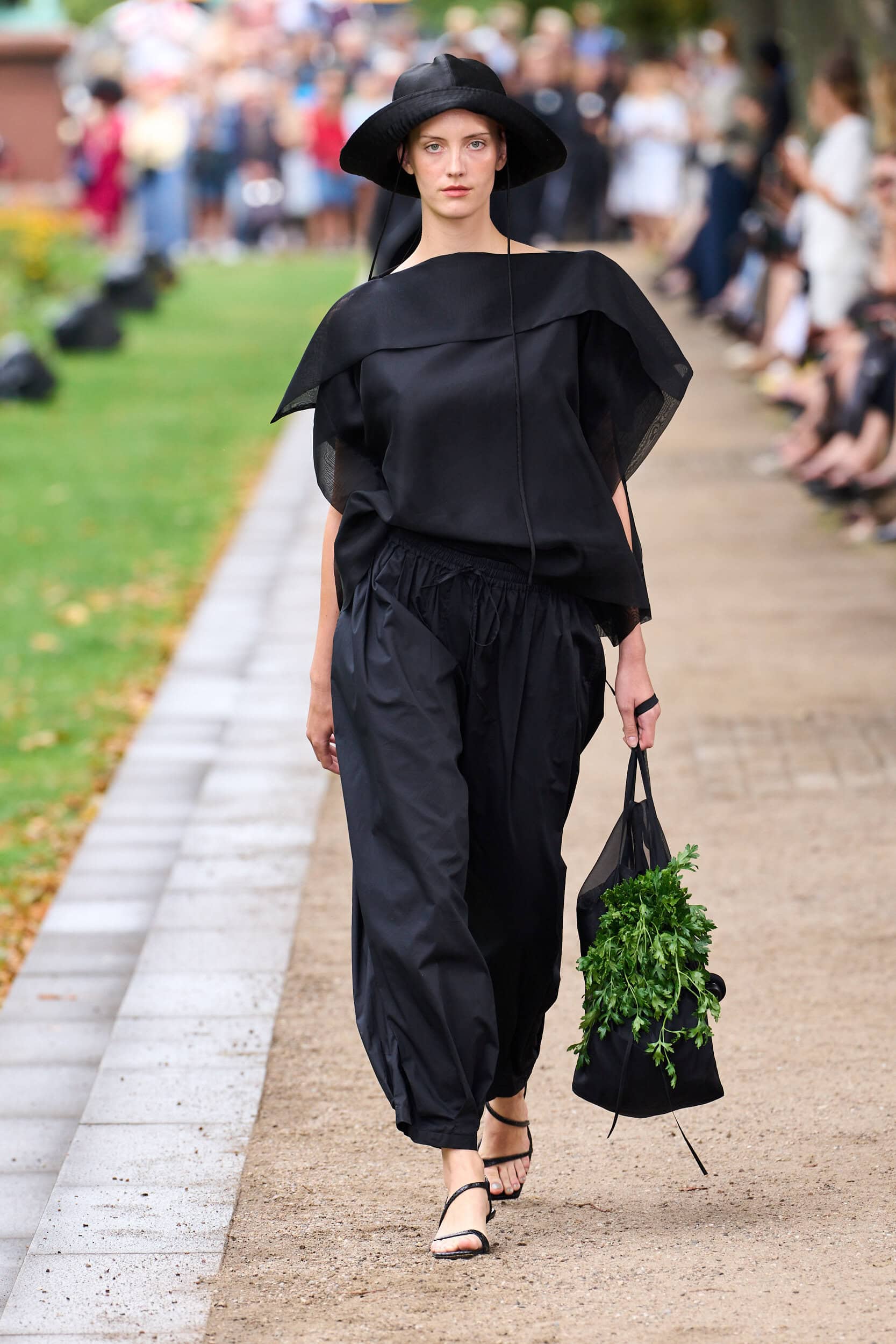 Mkdt Studio Spring 2027 Fashion Show 