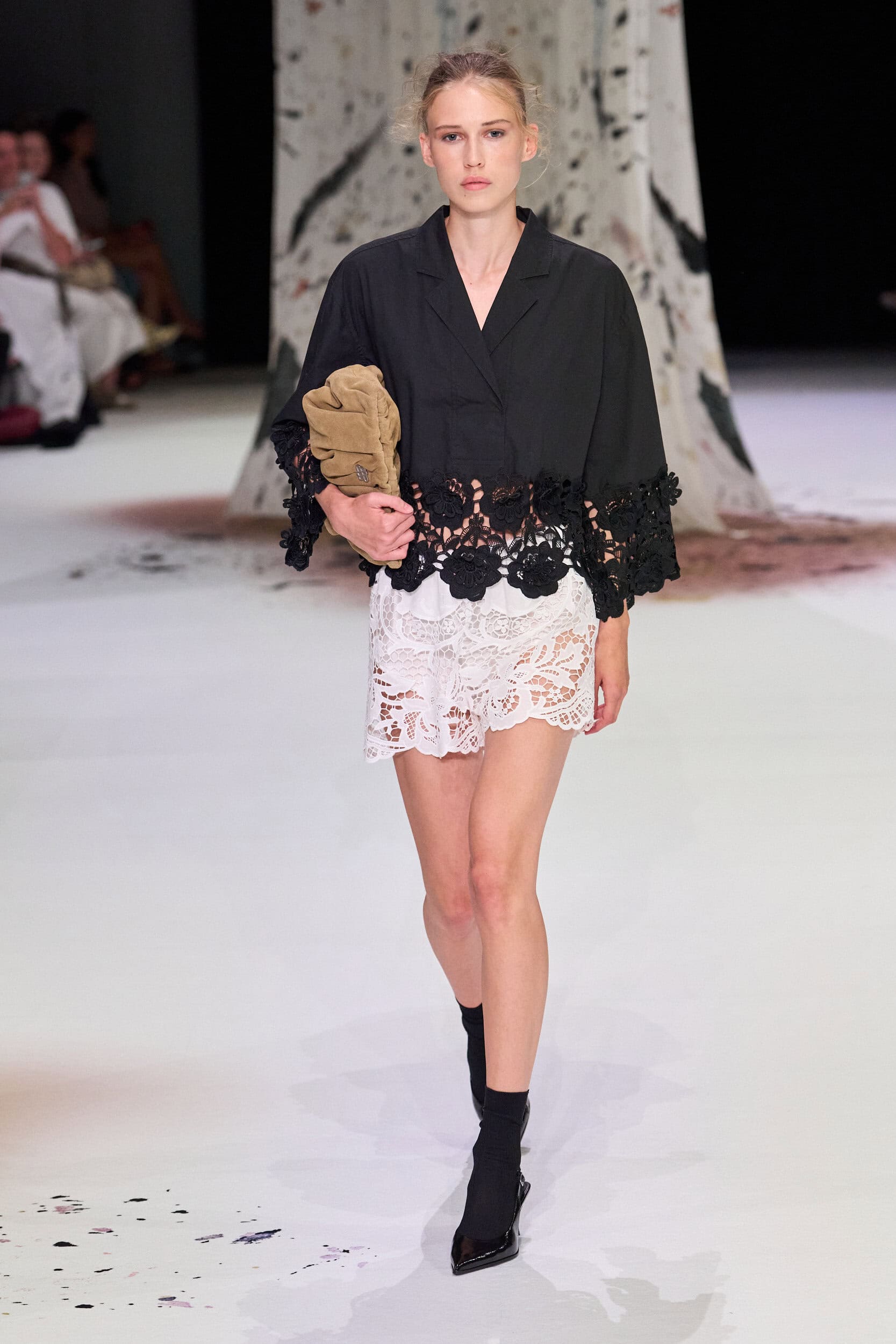 Munthe Spring 2027 Fashion Show 
