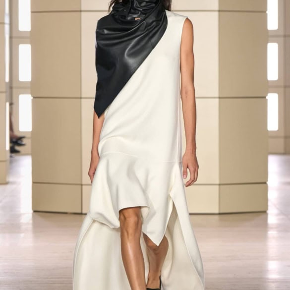 COS Spring 2027 Fashion Show look number 1