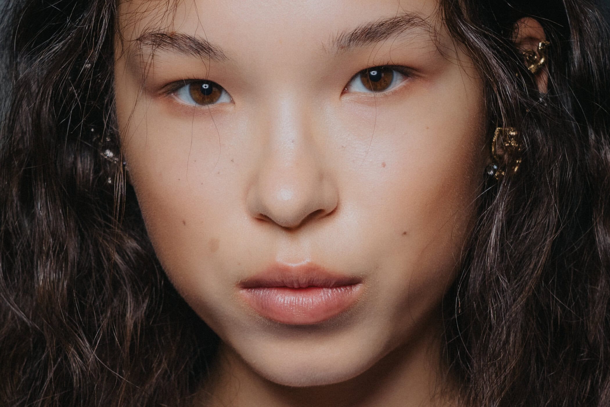 Aknvas Spring 2027 Fashion Show Backstage