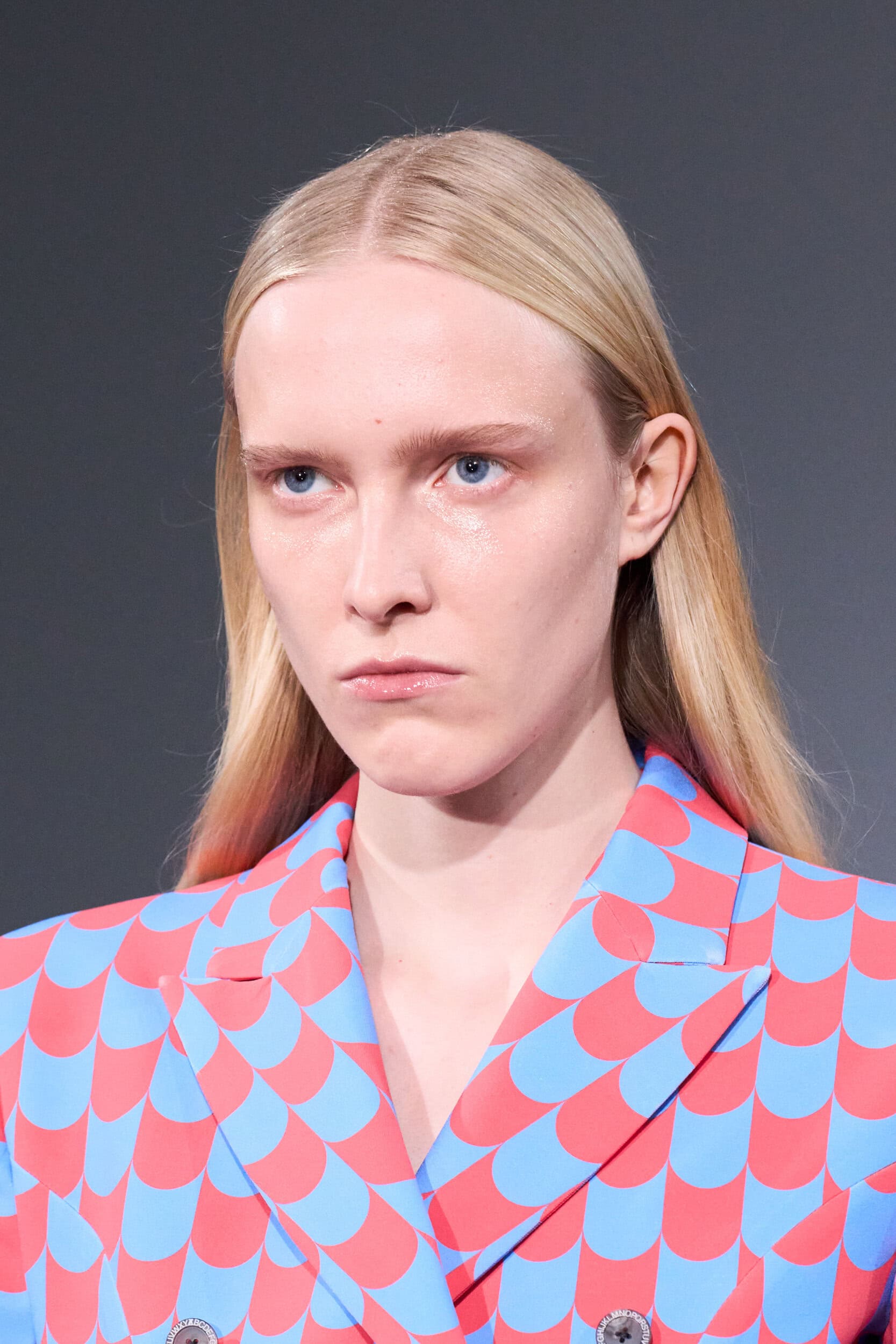 Anrealage Spring 2027 Fashion Show Details
