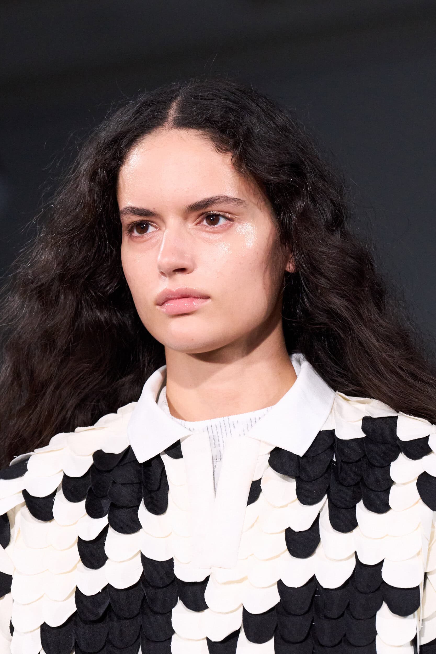 Anrealage Spring 2027 Fashion Show Details