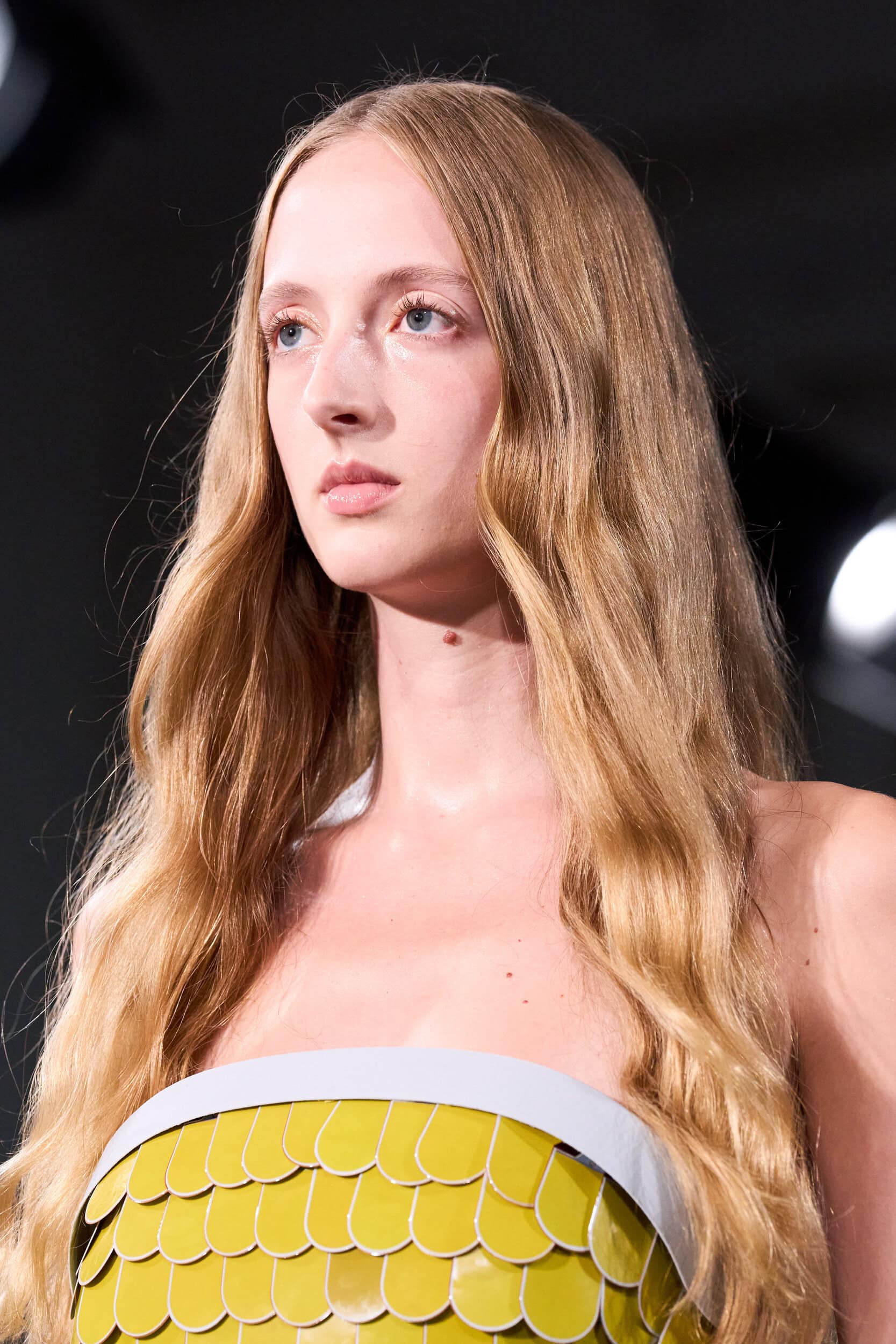 Anrealage Spring 2027 Fashion Show Details