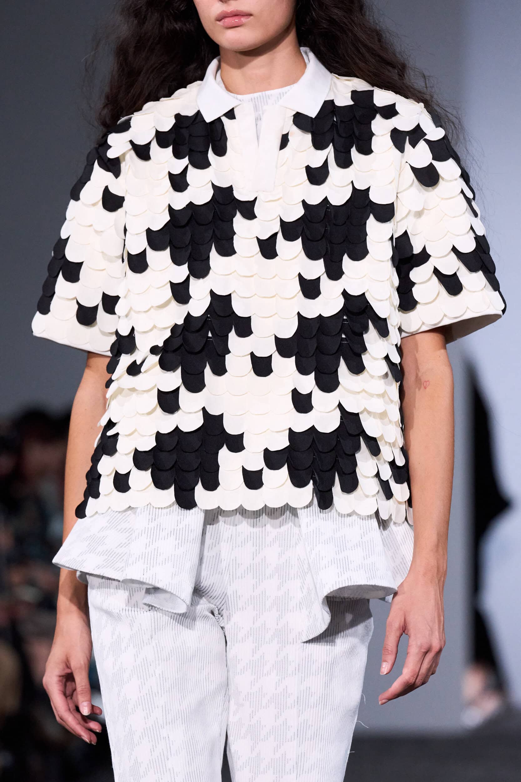 Anrealage Spring 2027 Fashion Show Details
