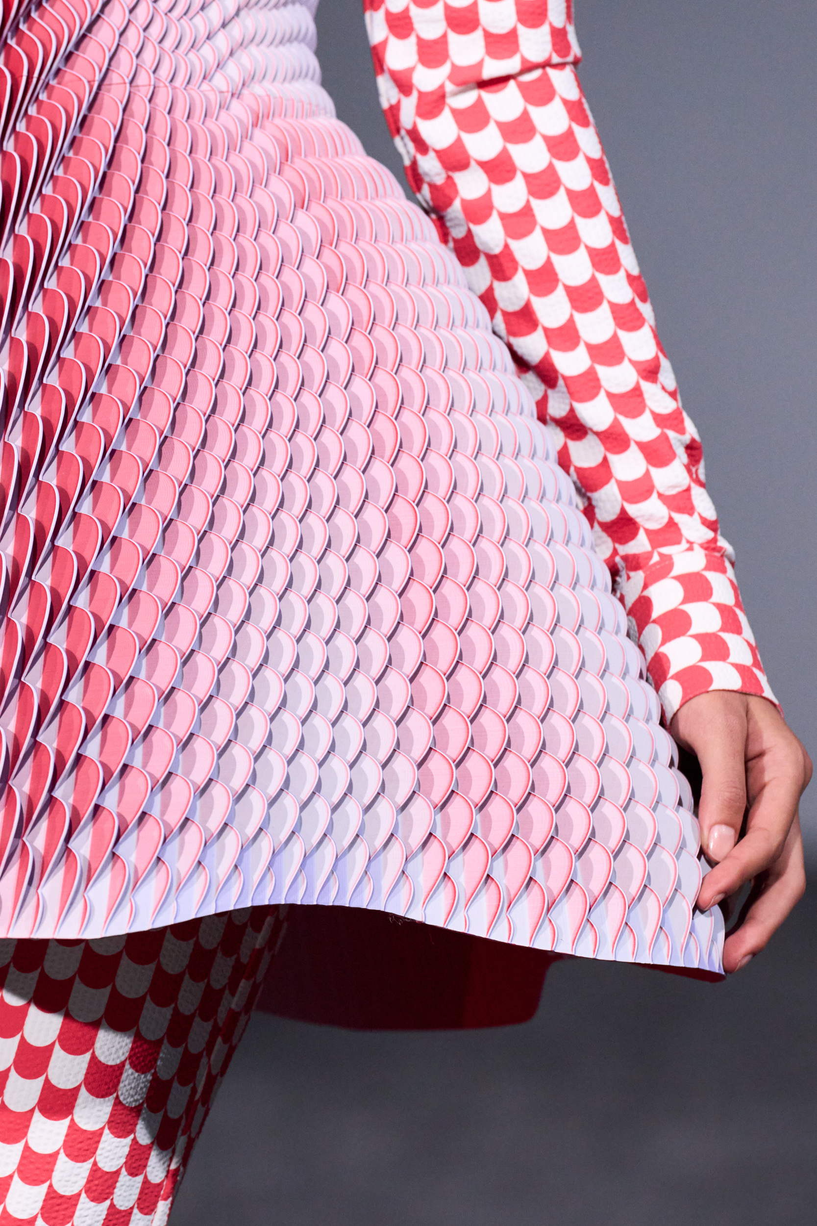 Anrealage Spring 2027 Fashion Show Details