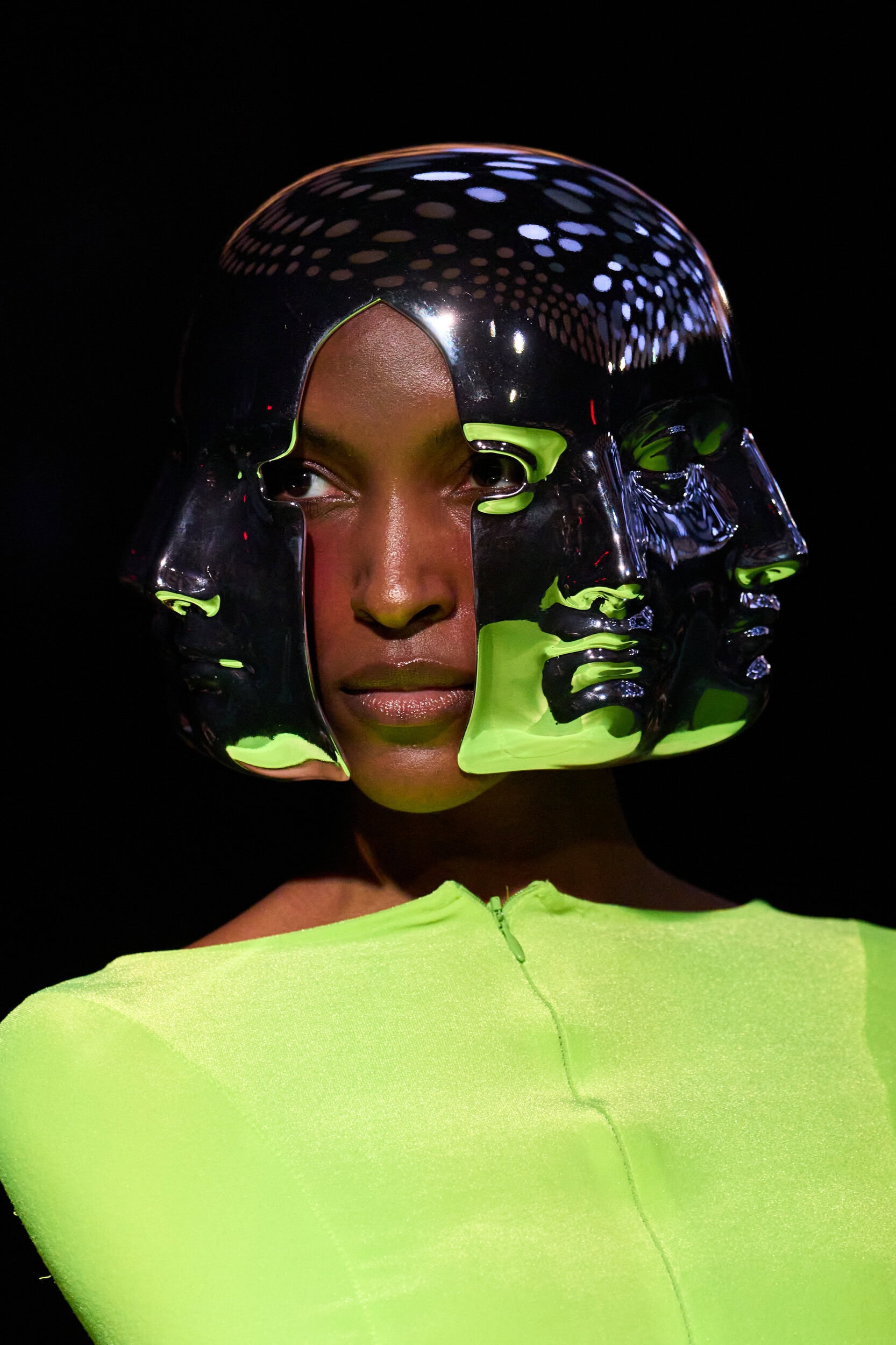 Bad Binch Tongtong Spring 2027 Fashion Show Details