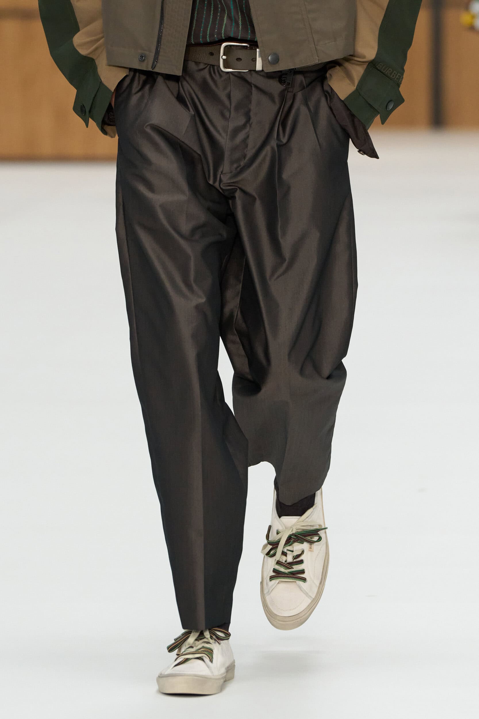Burberry Spring 2027 Fashion Show Details