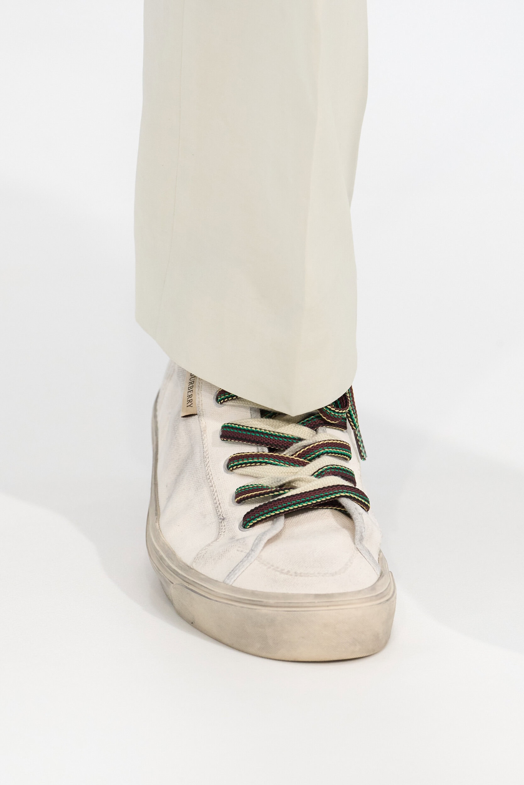 Burberry Spring 2027 Fashion Show Details