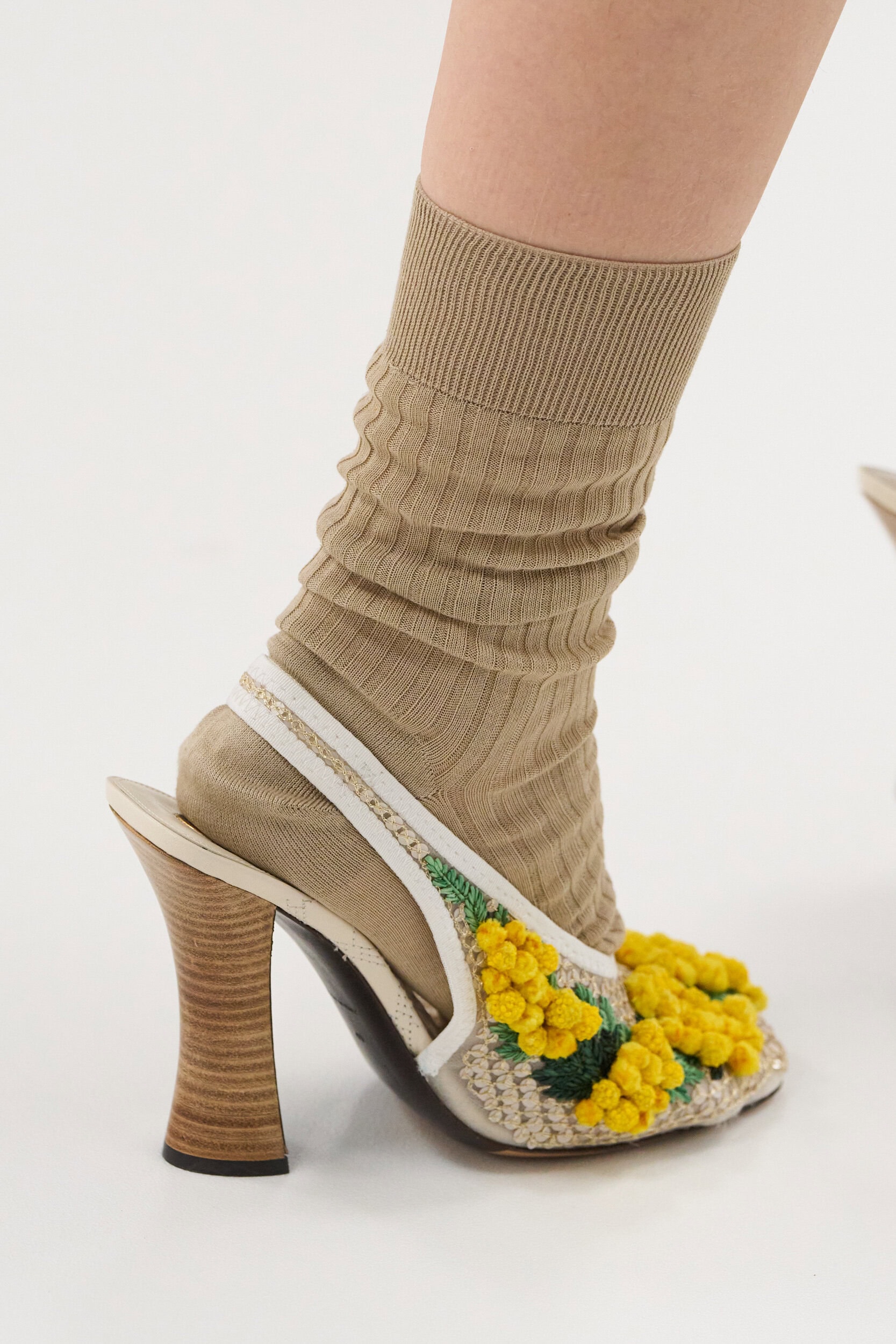 Burberry Spring 2027 Fashion Show Details