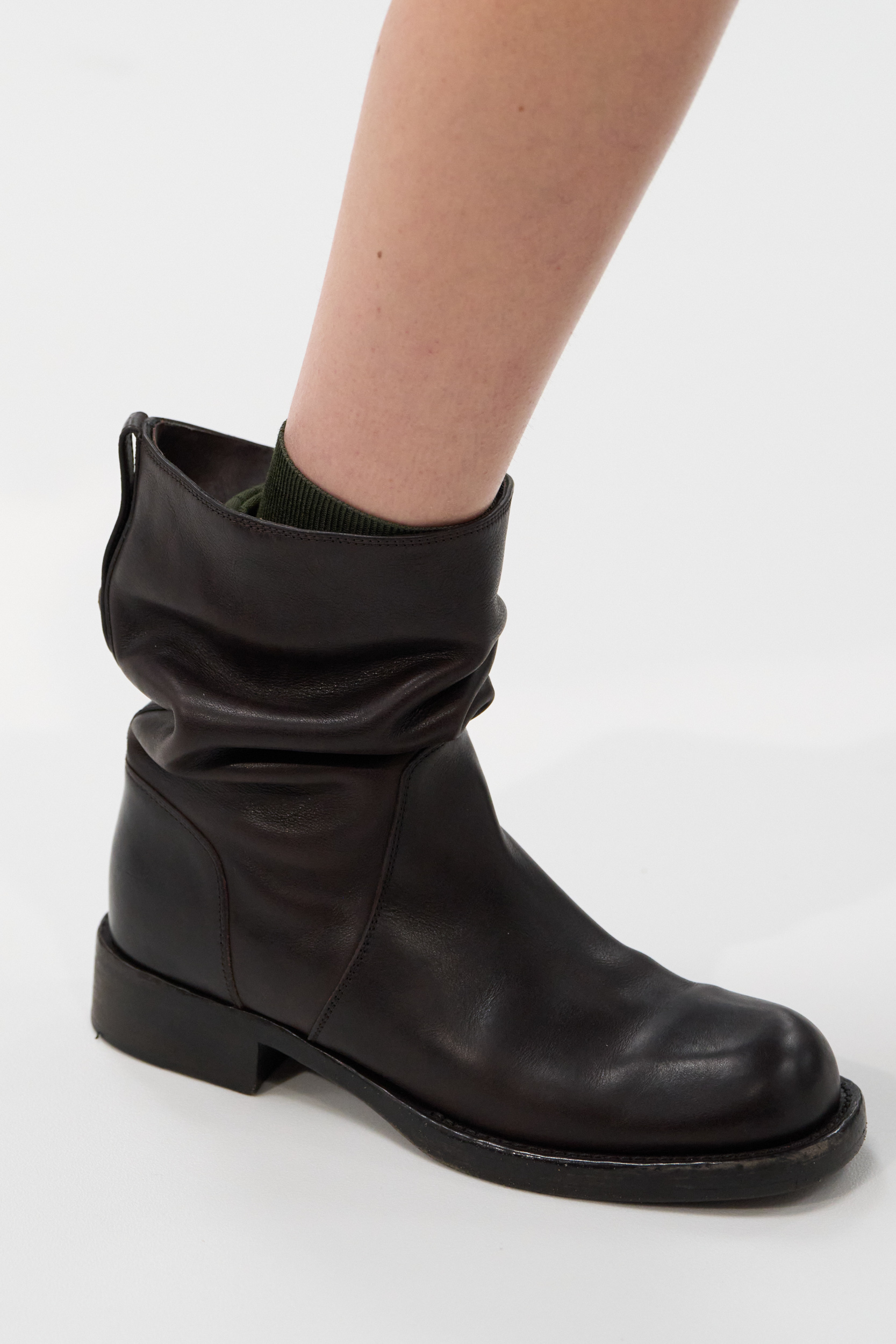 Burberry Spring 2027 Fashion Show Details