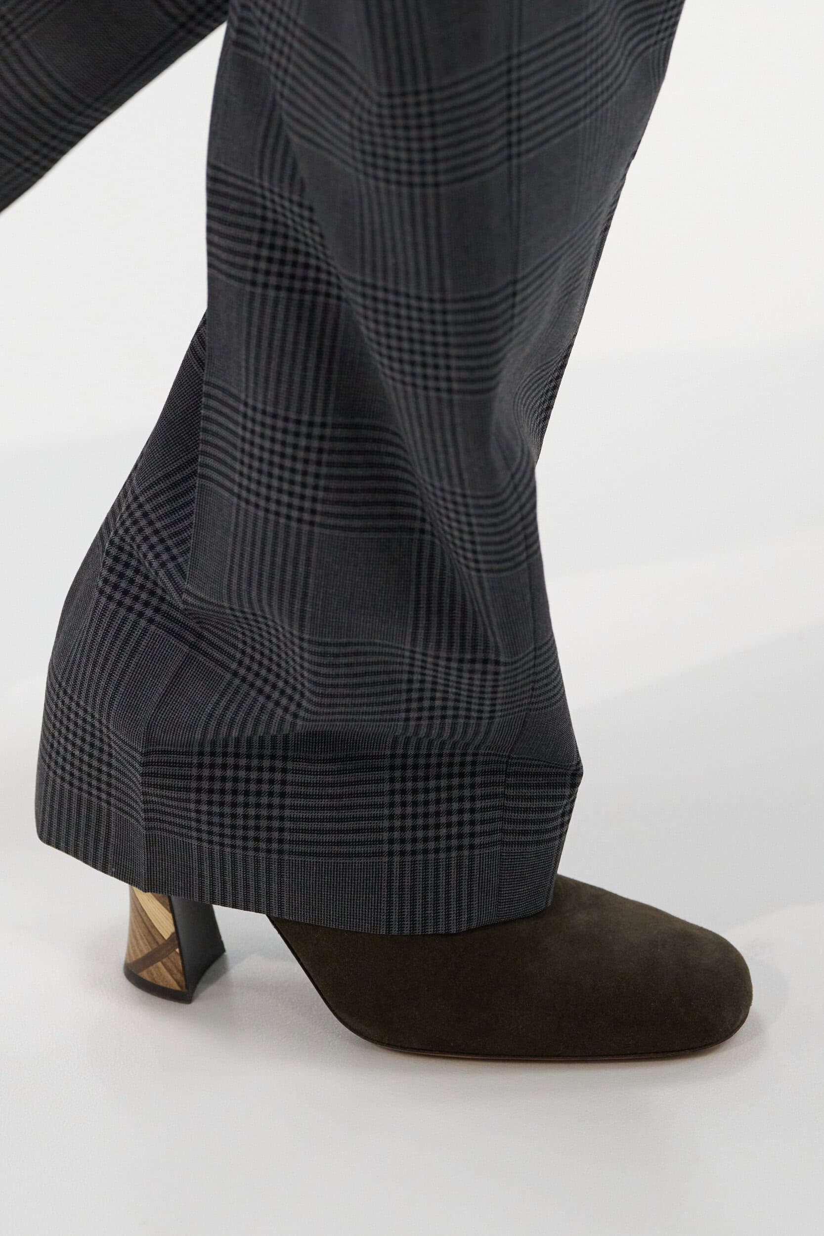 Burberry Spring 2027 Fashion Show Details