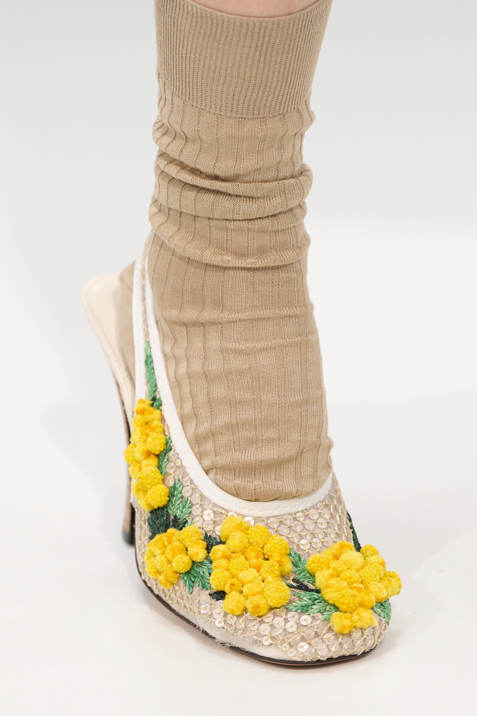 Burberry Spring 2027 Fashion Show Details