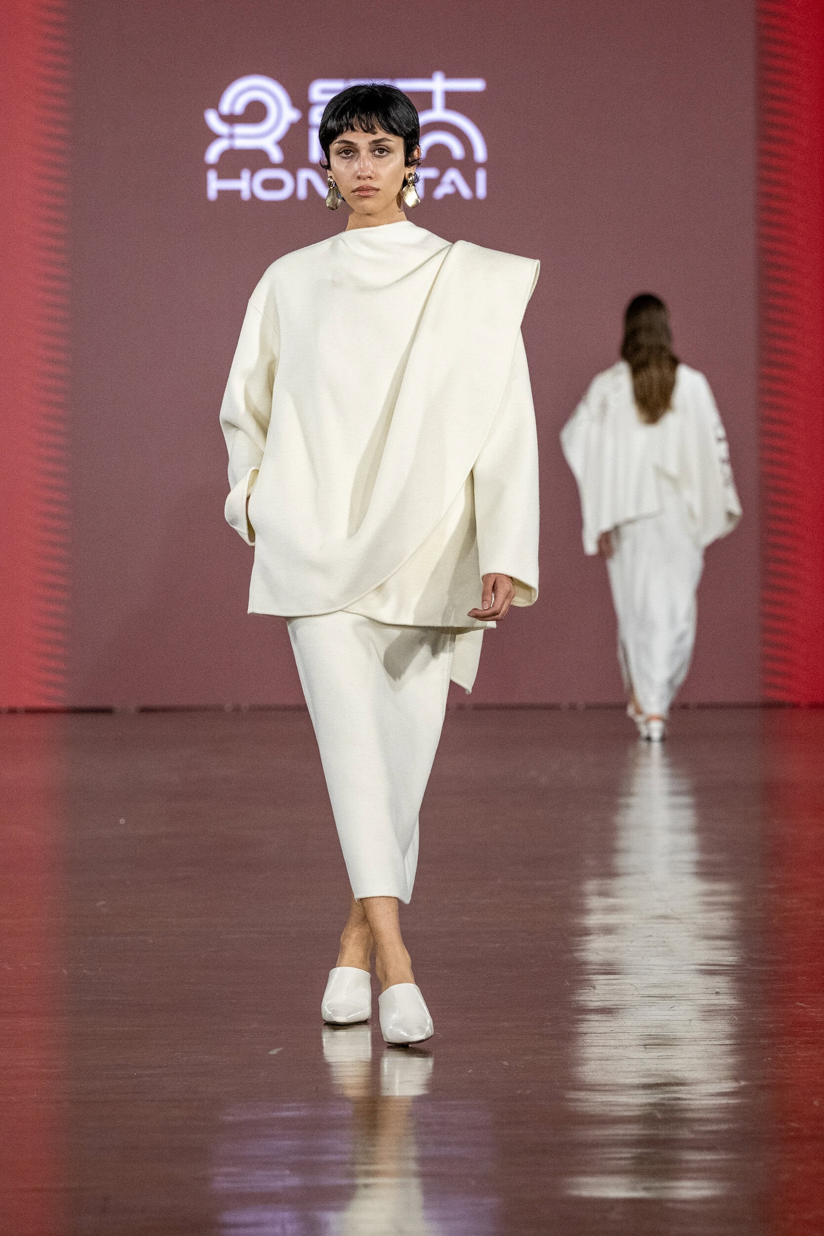 Yulin Cashmere District Spring 2027 Fashion Show