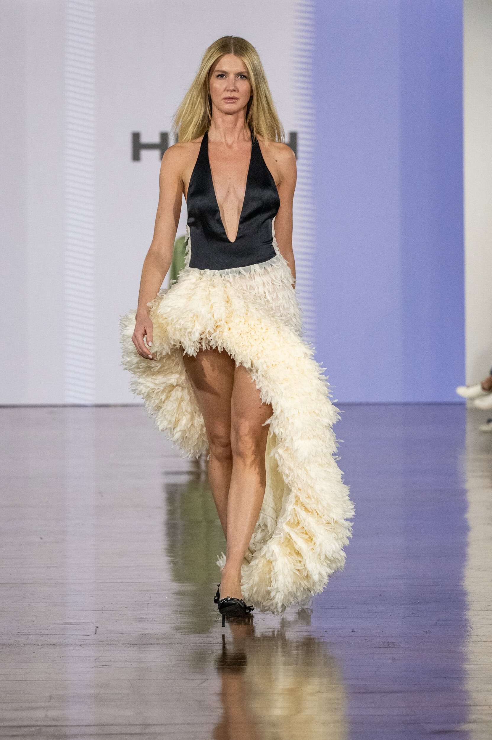 Yulin Cashmere District Spring 2027 Fashion Show