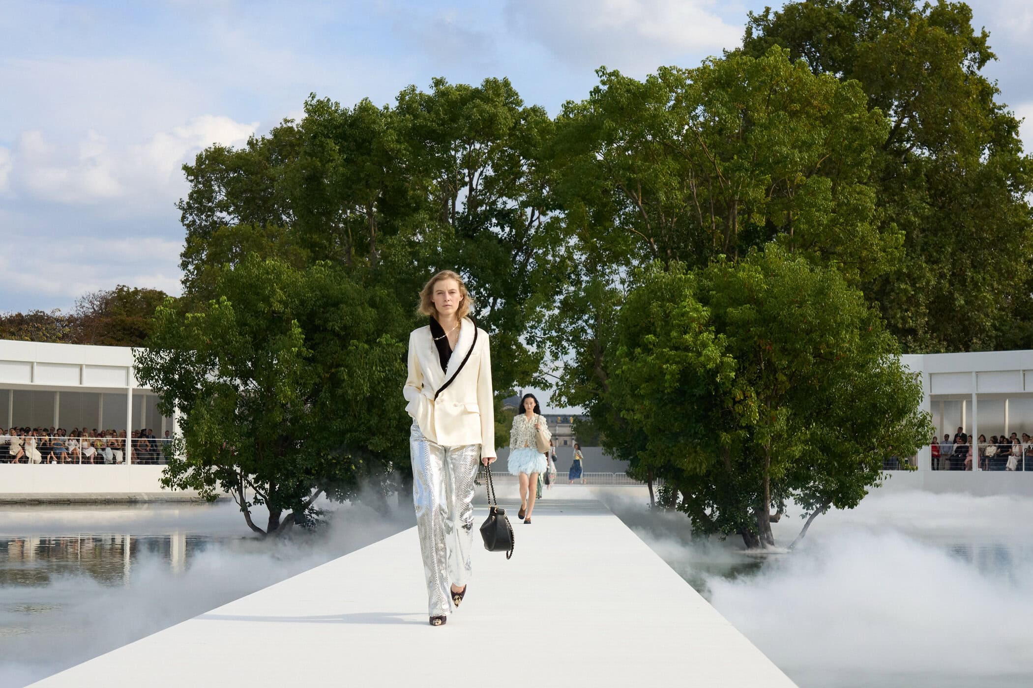 Christian Dior Spring 2027 Fashion Show Atmosphere