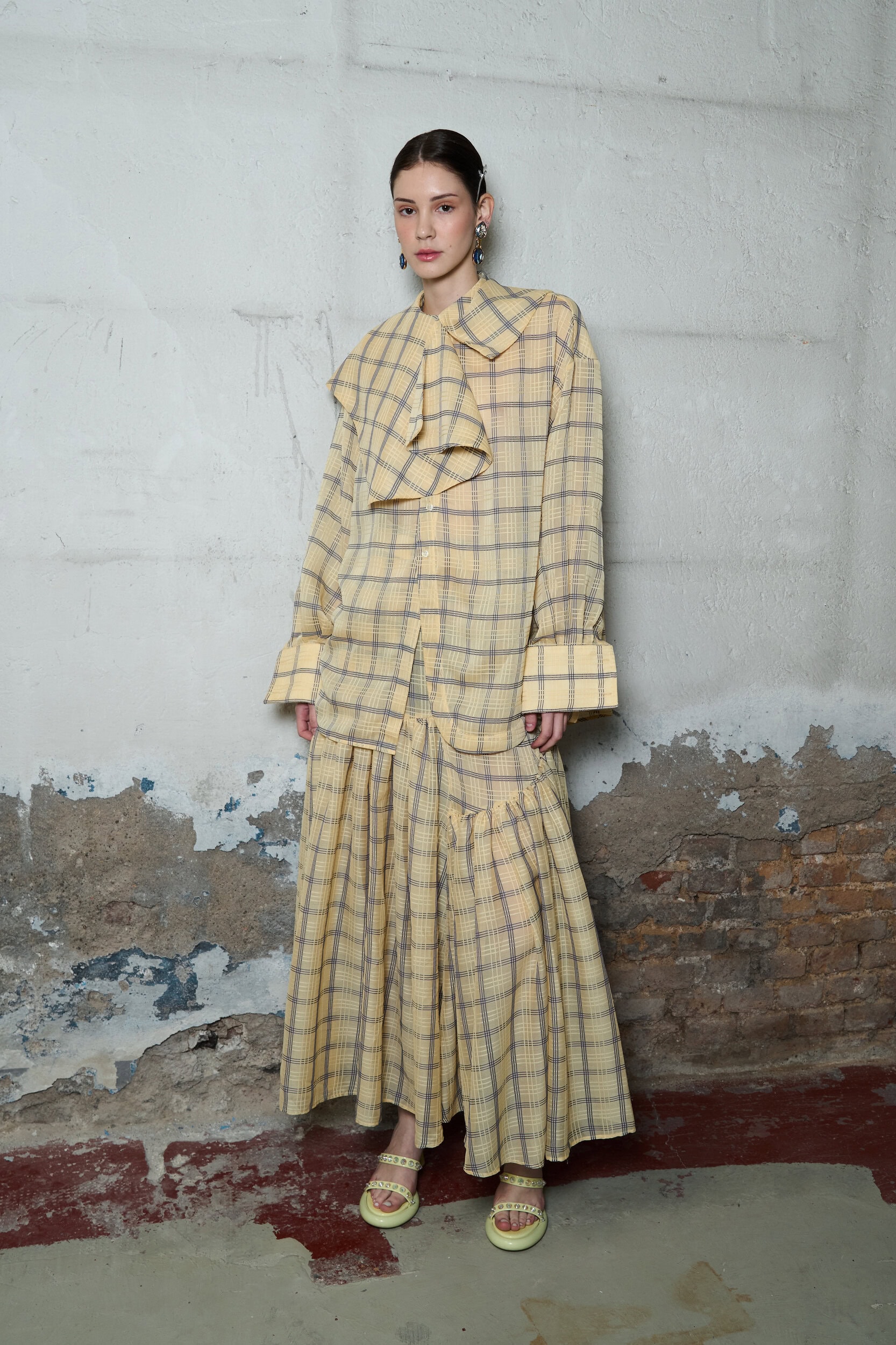 Phan Dang Hoang Spring 2027 Fashion Show Backstage