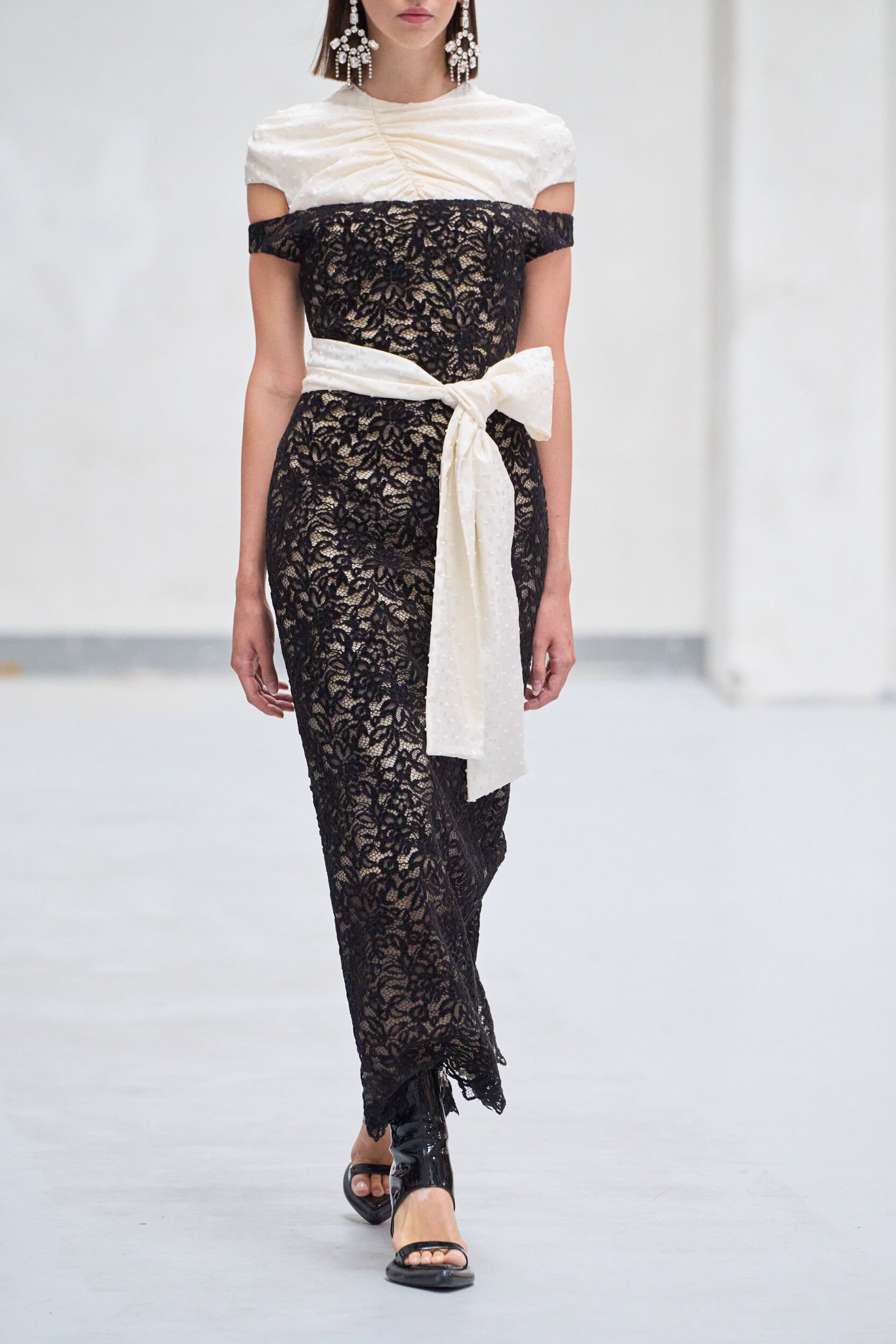 Phan Dang Hoang Spring 2027 Fashion Show Details