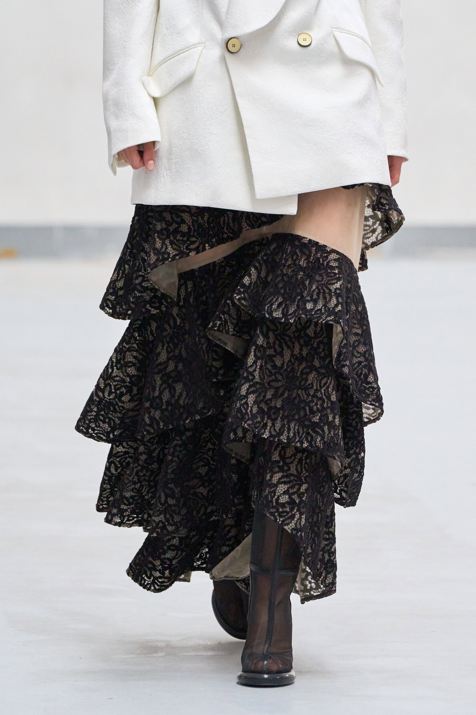 Phan Dang Hoang Spring 2027 Fashion Show Details