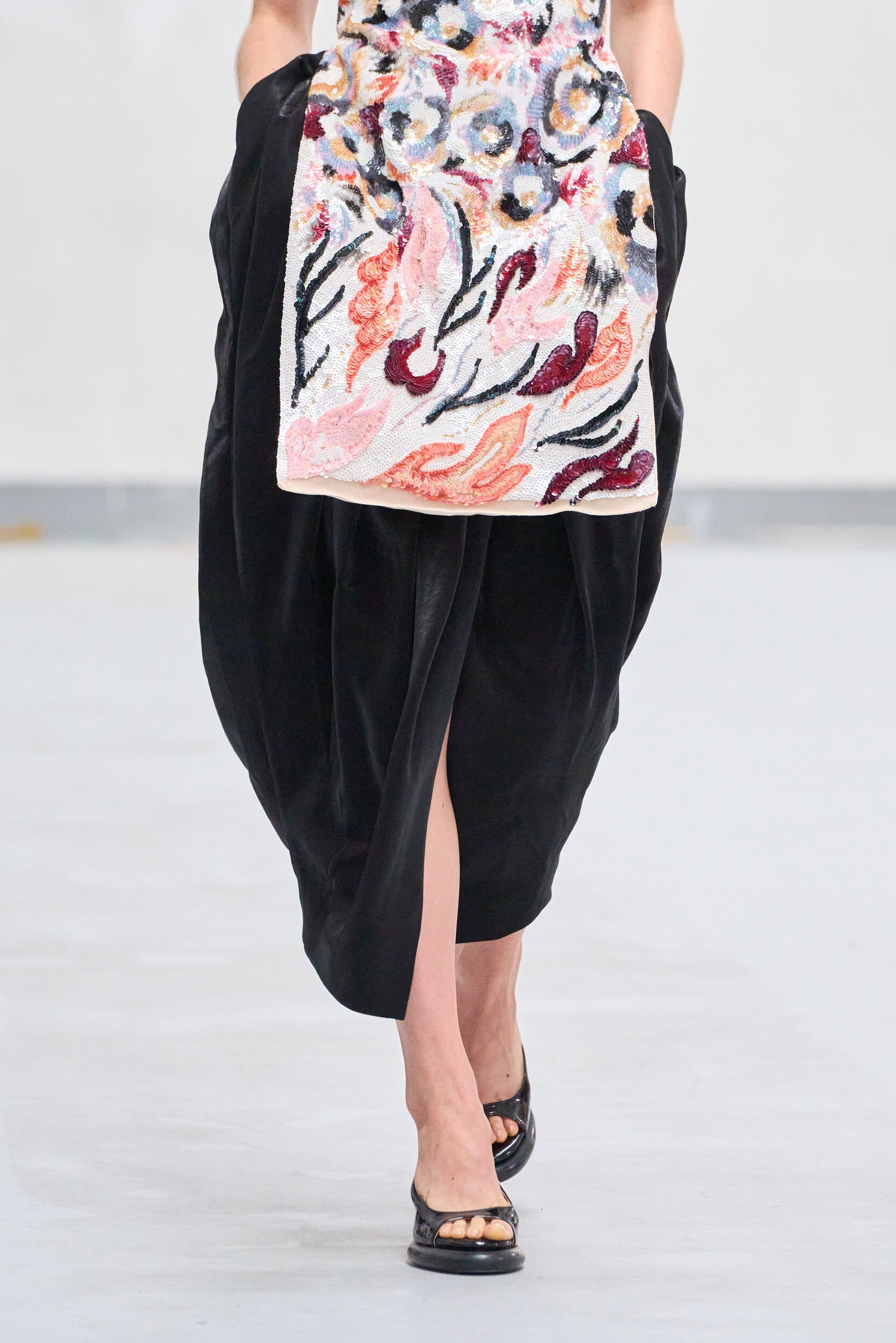 Phan Dang Hoang Spring 2027 Fashion Show Details