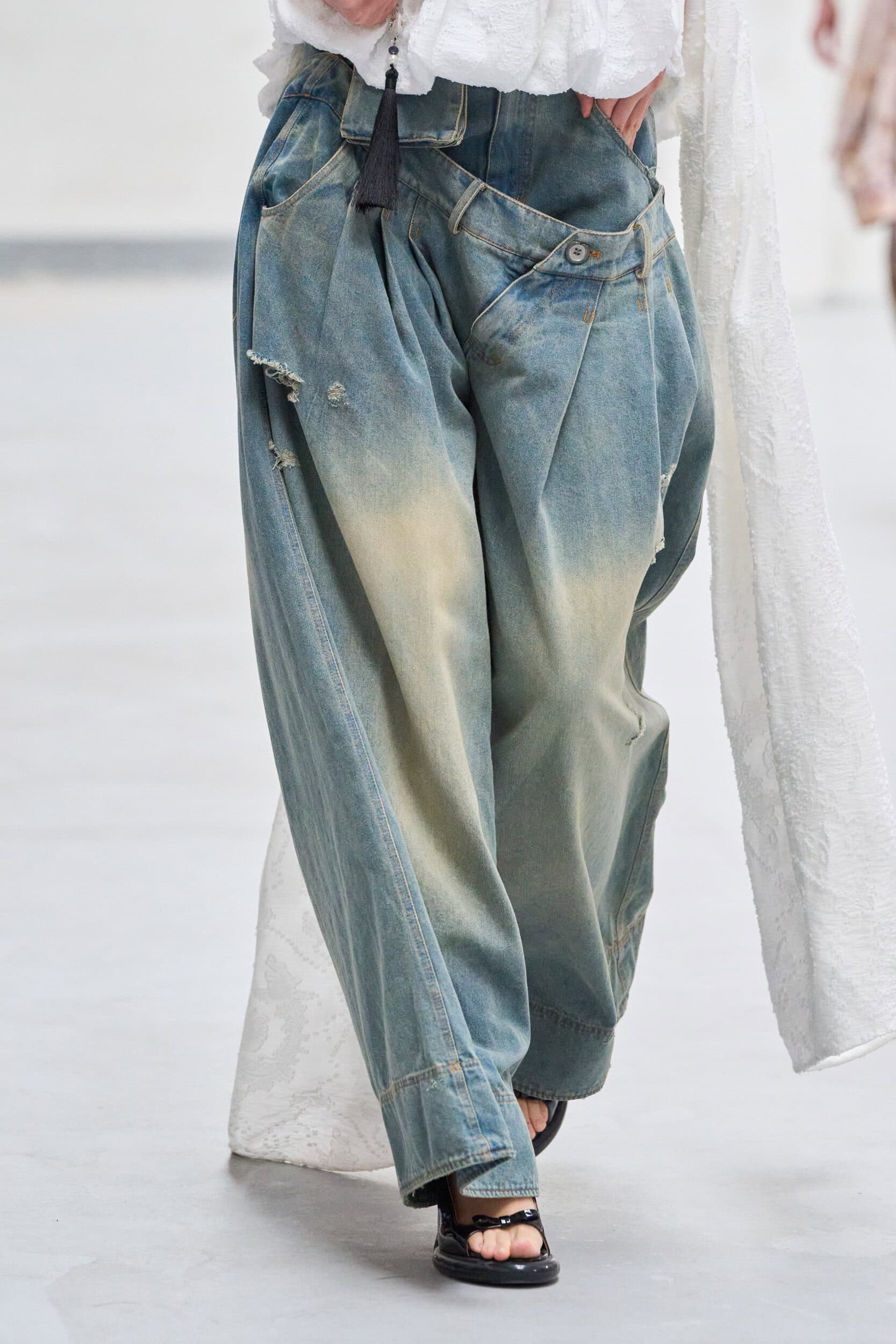 Phan Dang Hoang Spring 2027 Fashion Show Details