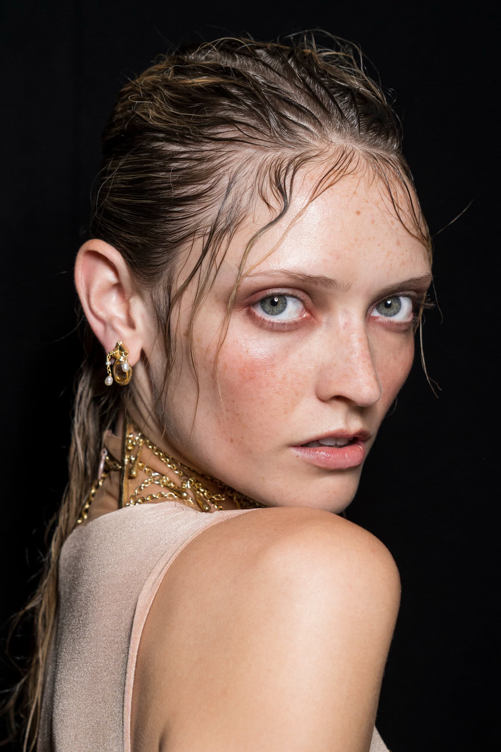Di Petsa Spring 2027 Fashion Show Backstage