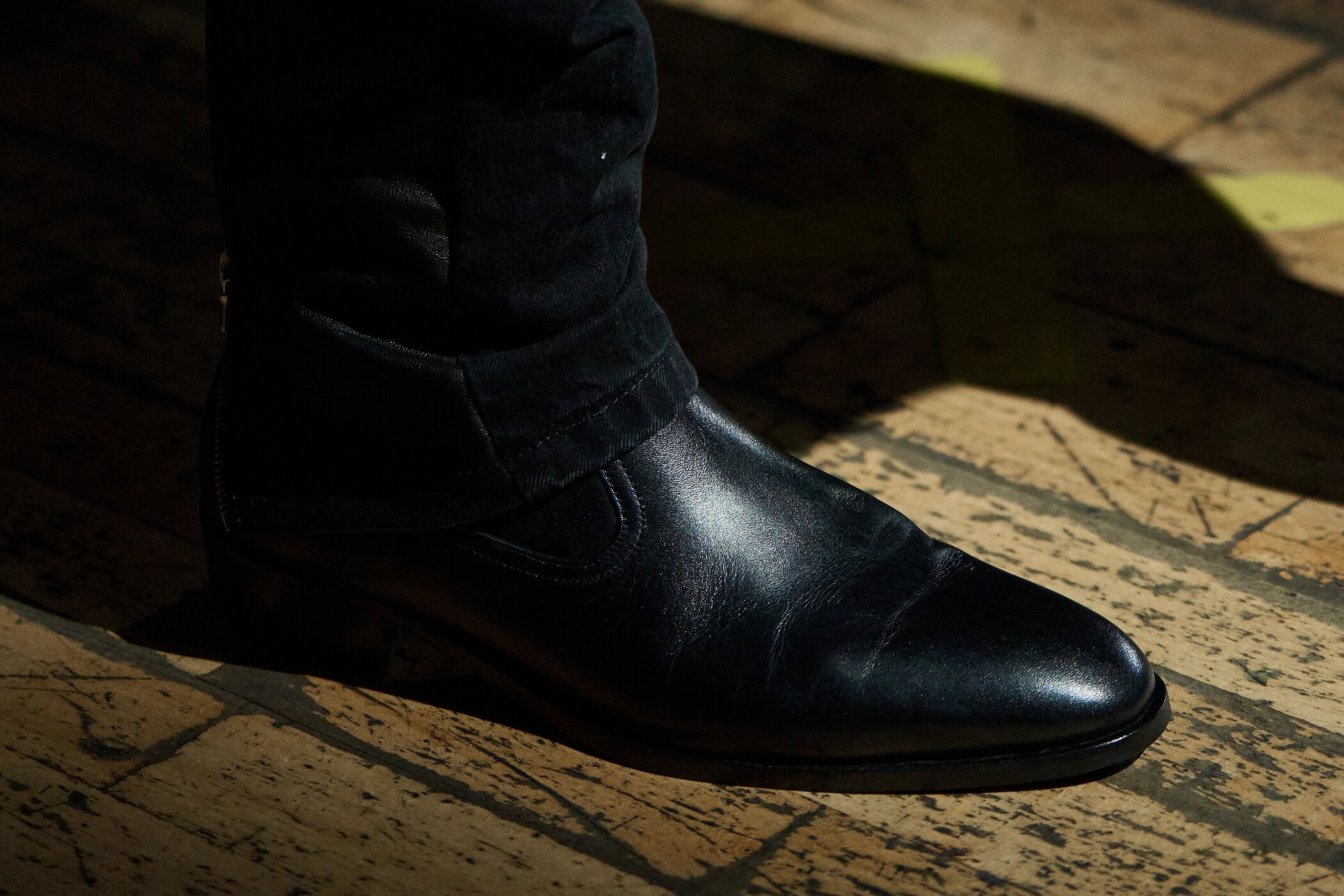 Aaron Esh Spring 2027 Fashion Show Details