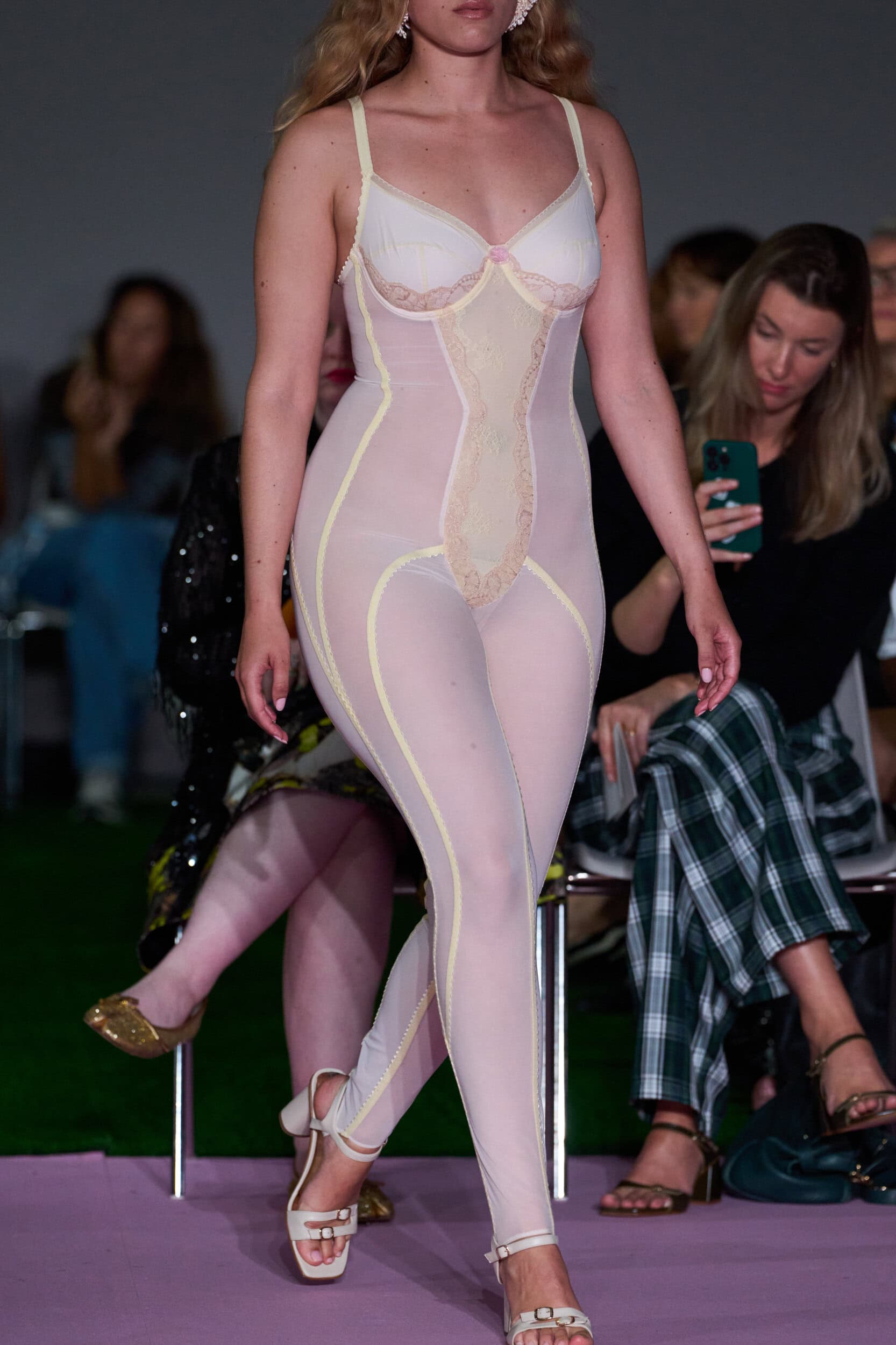 Ester Manas Spring 2027 Fashion Show Details
