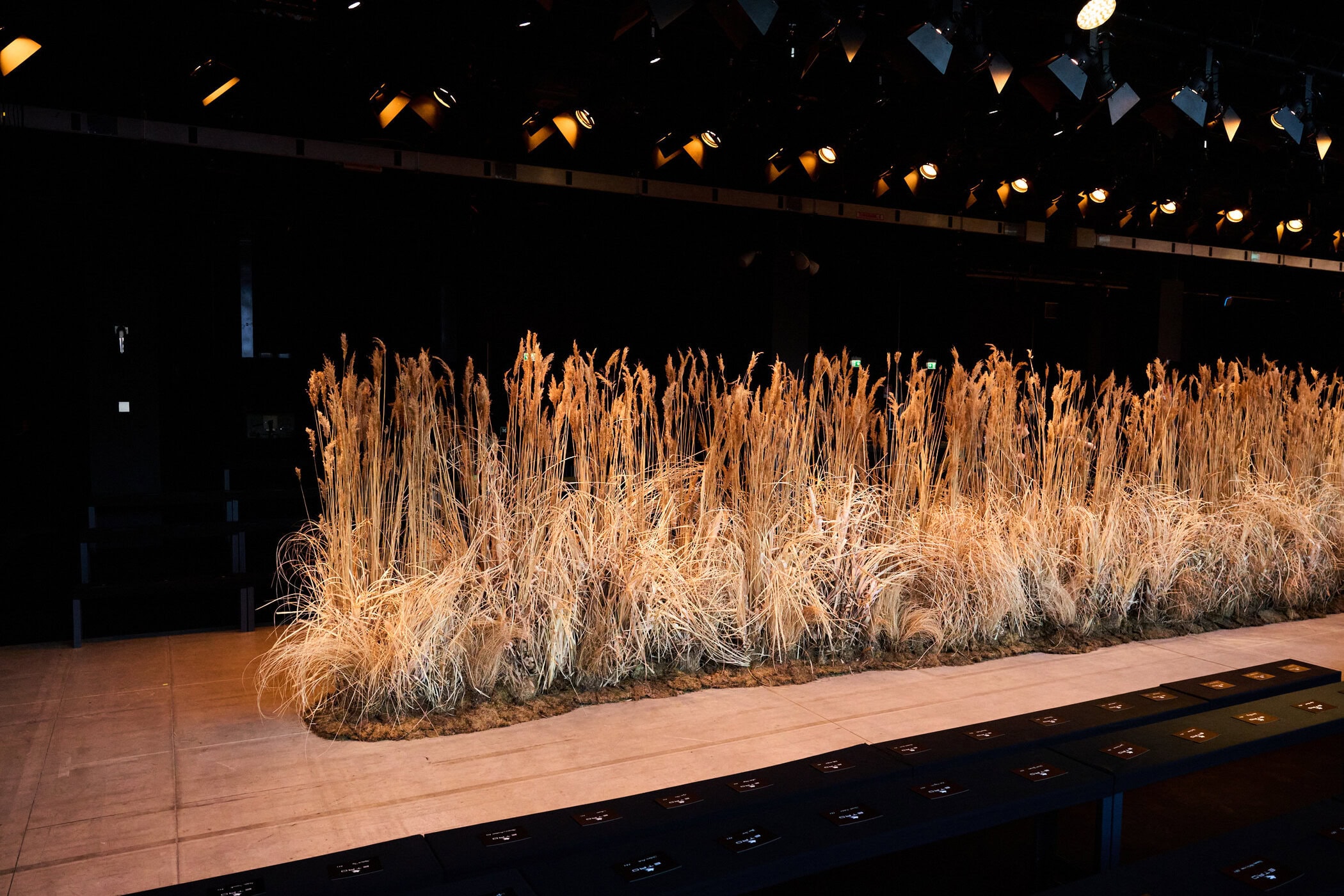 Etro Spring 2027 Fashion Show Atmosphere