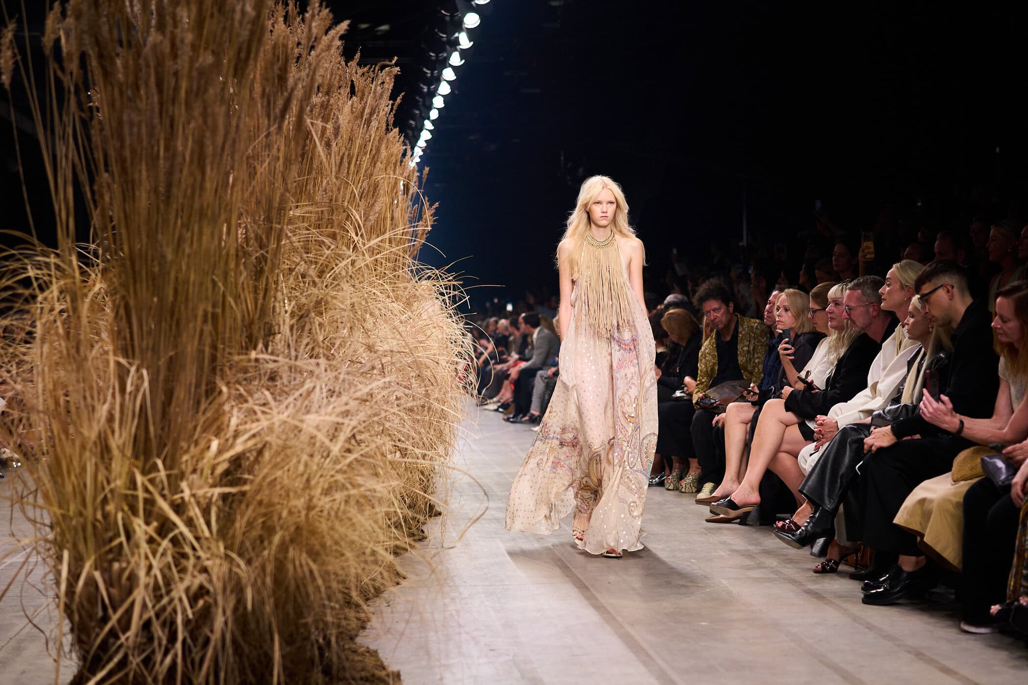 Etro Spring 2027 Fashion Show Atmosphere