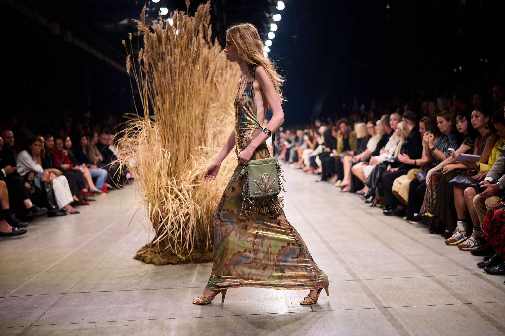 Etro Spring 2027 Fashion Show Atmosphere