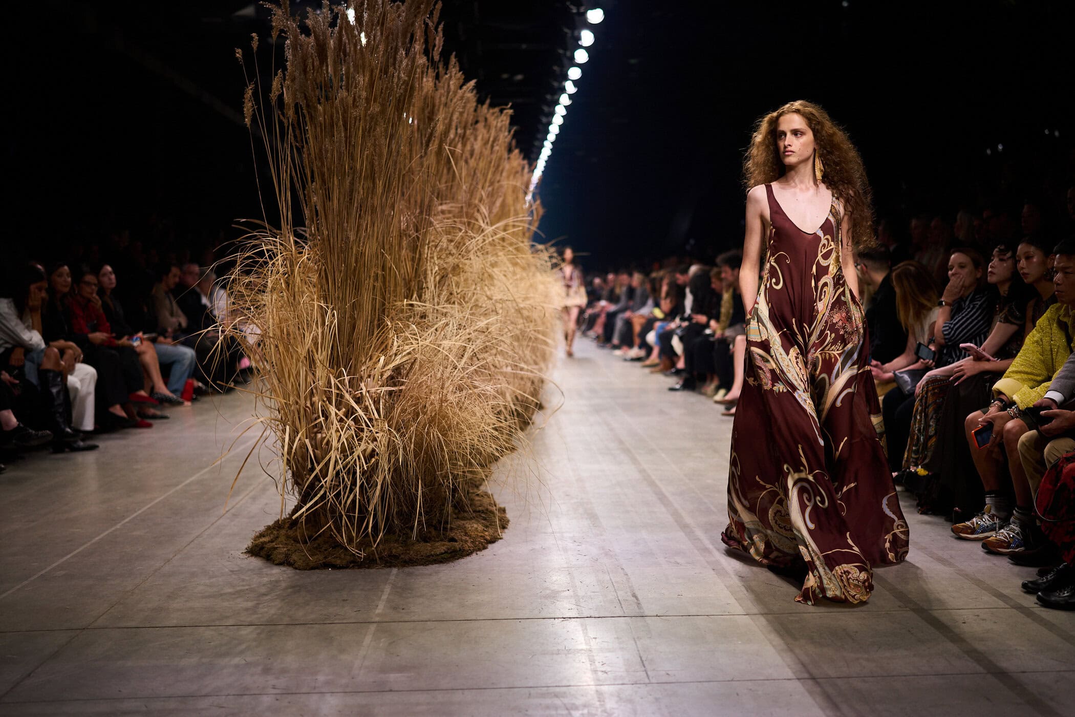 Etro Spring 2027 Fashion Show Atmosphere