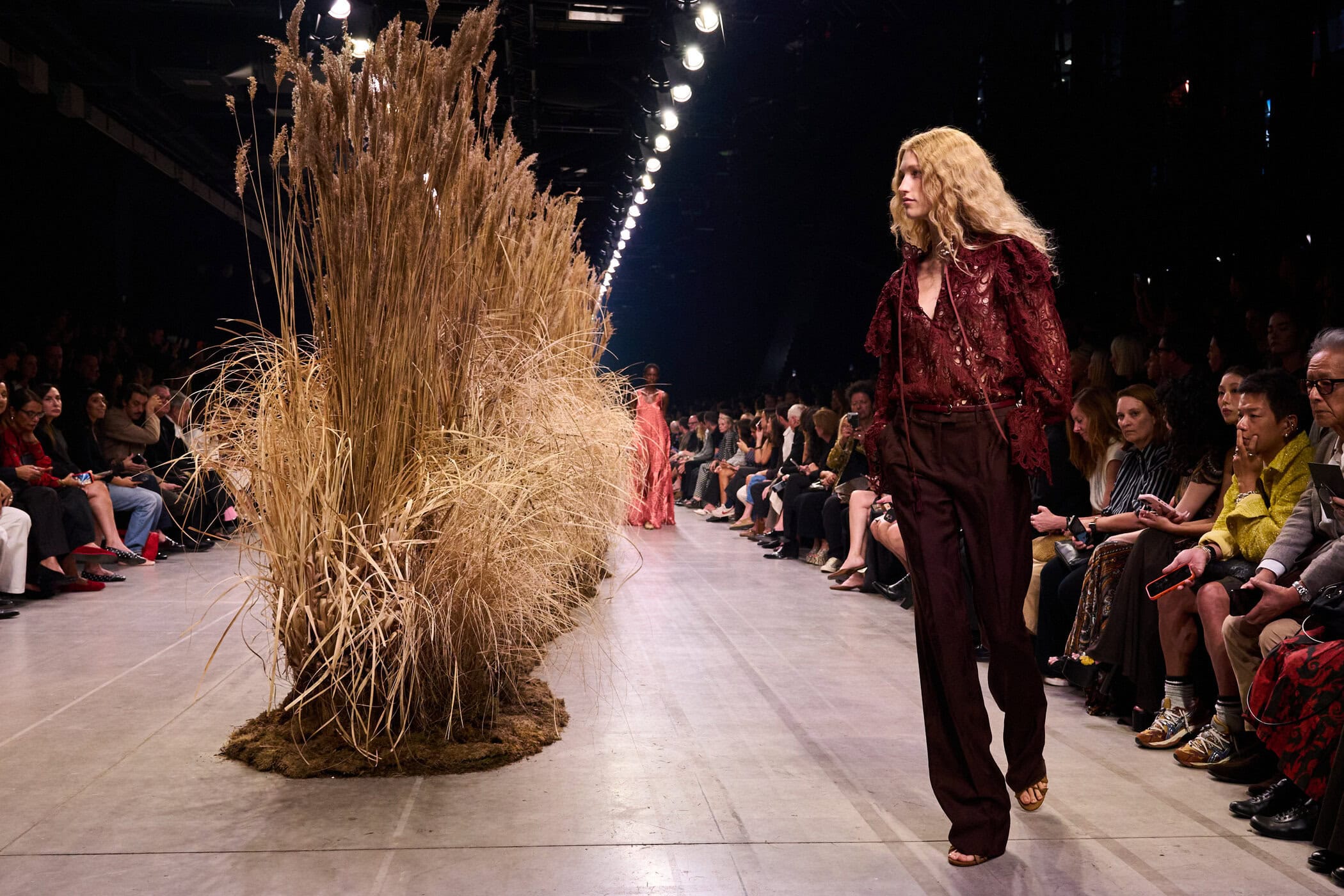 Etro Spring 2027 Fashion Show Atmosphere