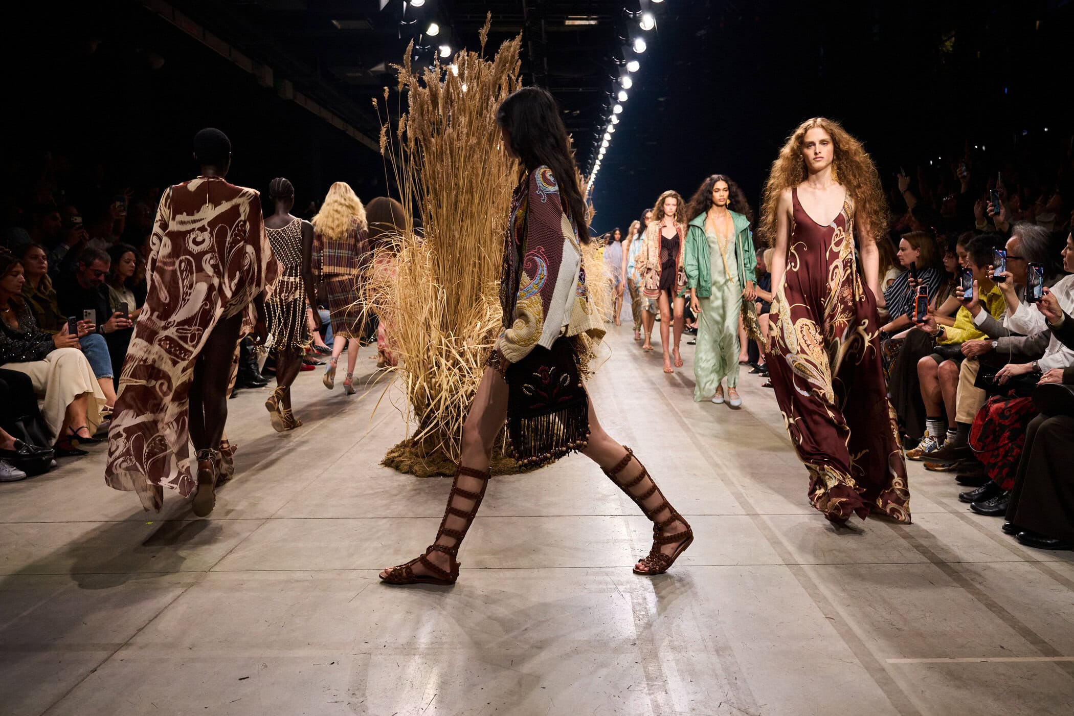 Etro Spring 2027 Fashion Show Atmosphere