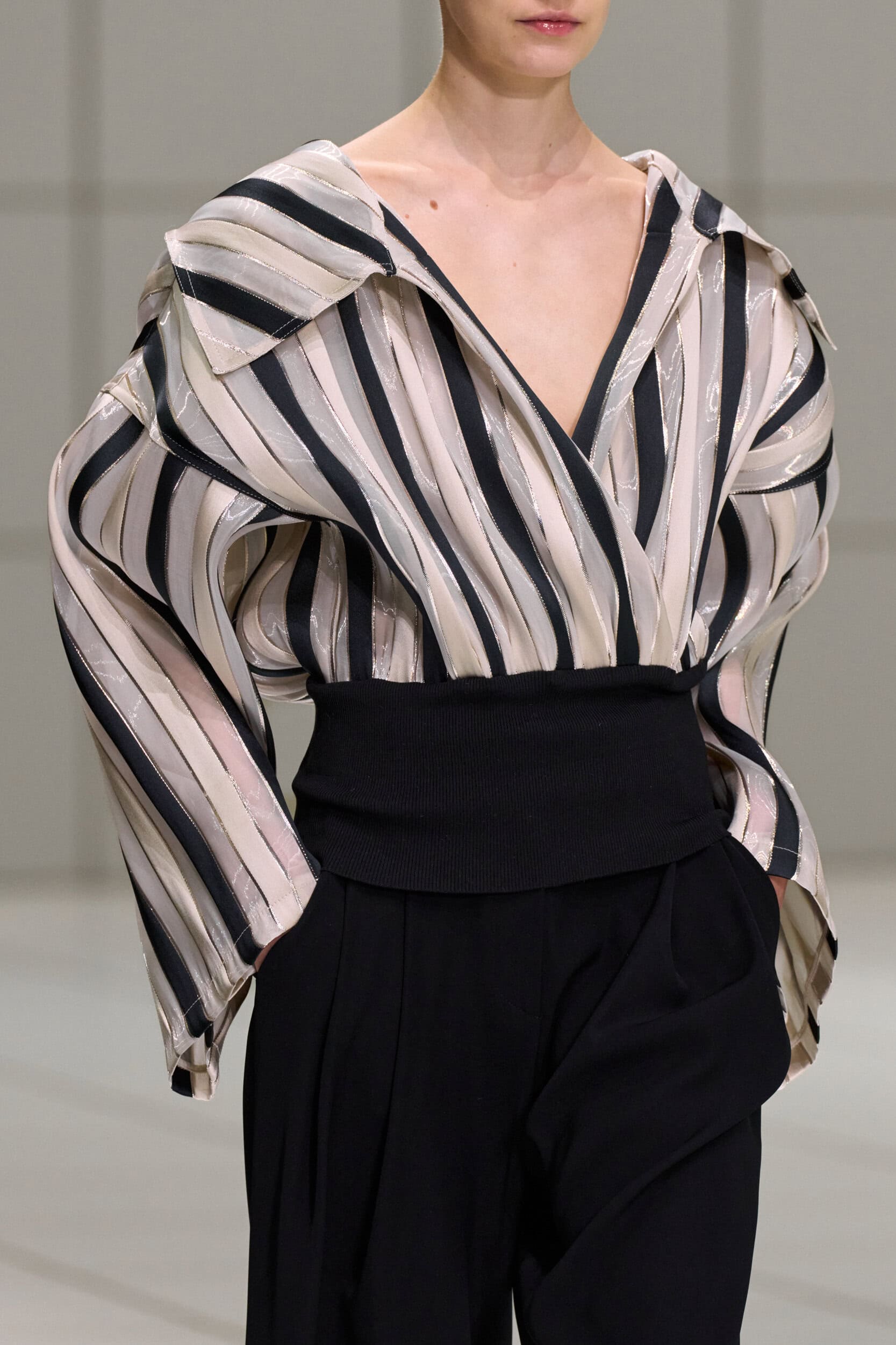 Giorgio Armani Spring 2027 Fashion Show Details