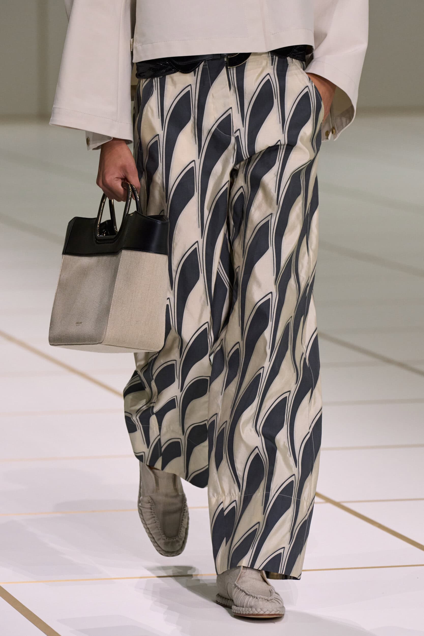 Giorgio Armani Spring 2027 Fashion Show Details