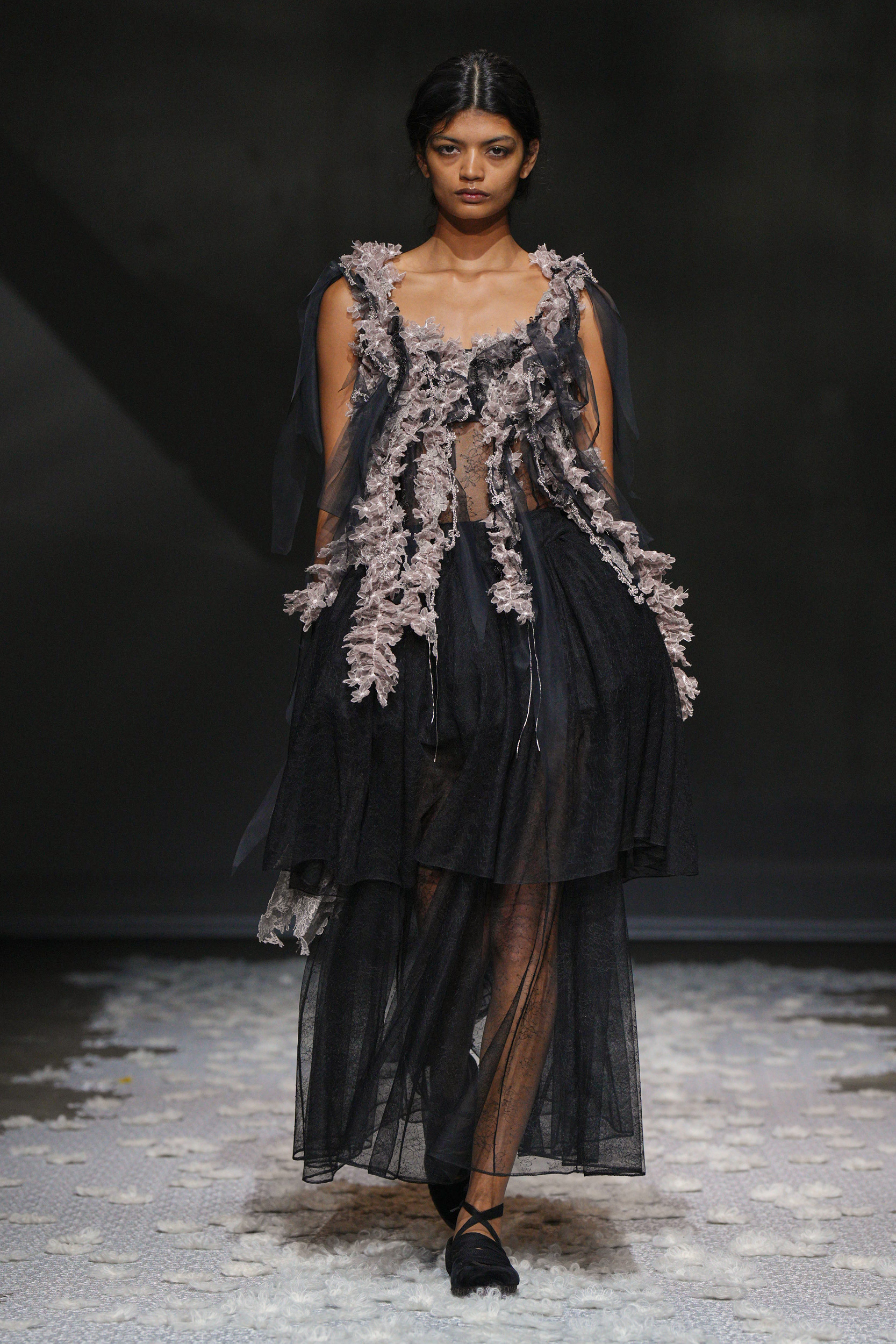 Pauline Dujancourt Spring 2027 Fashion Show