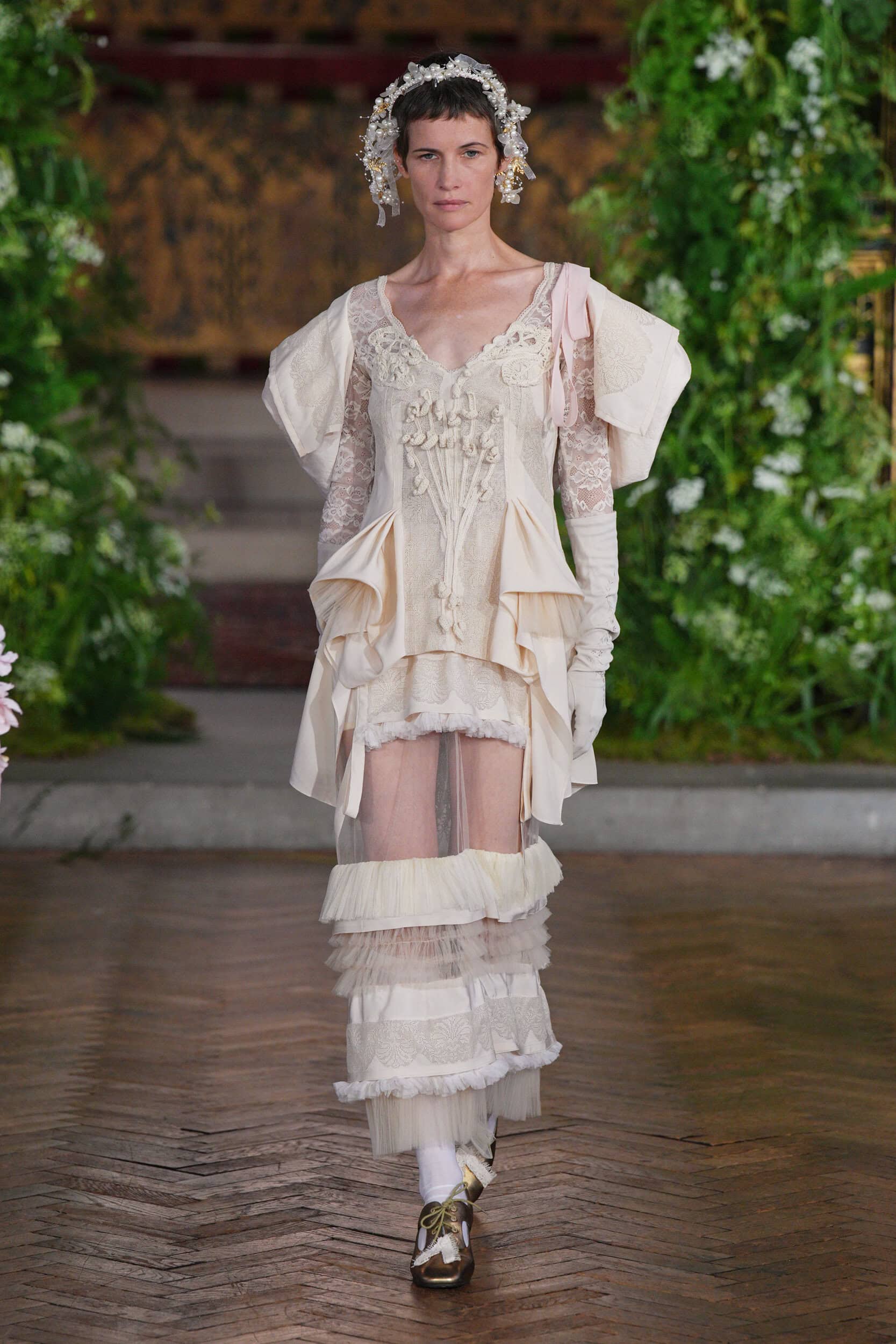 Bora Aksu Spring 2027 Fashion Show
